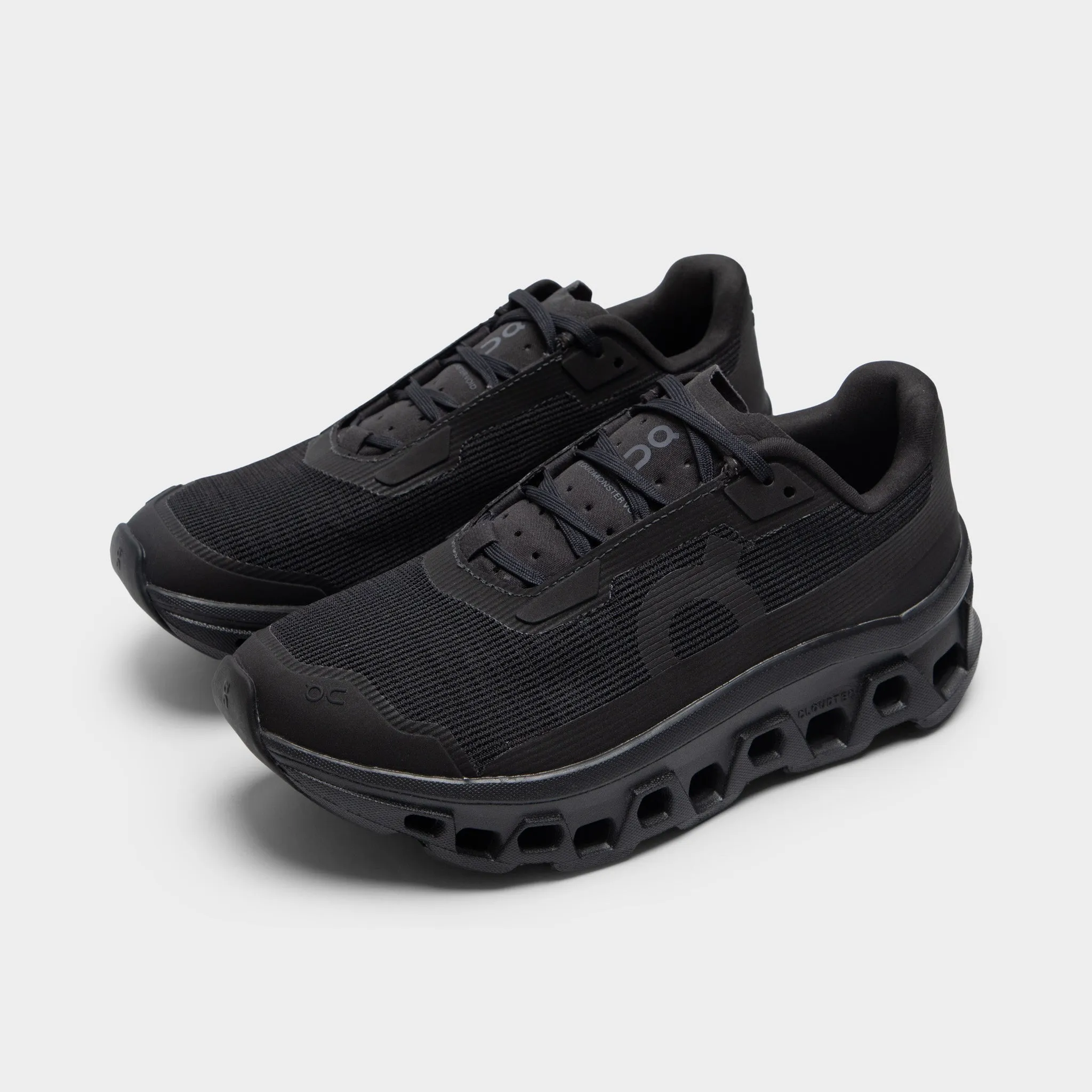 On Women's Monster Void Black / Black Simple Look Enhanced Durability