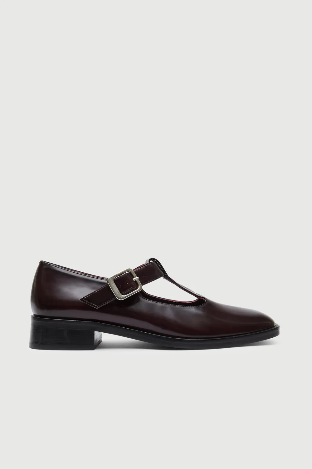 Quick Walk Low Maintenance Lucy T-Bar in Burgundy Leather
