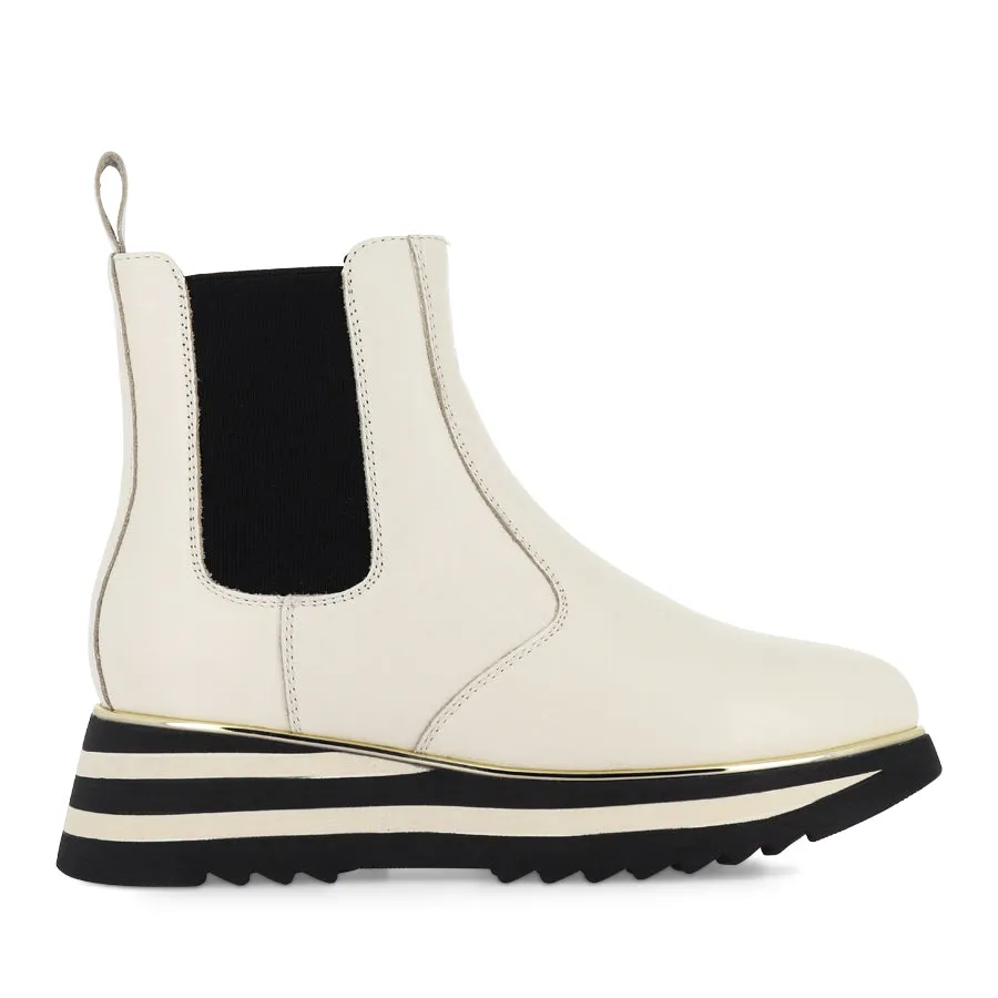 Petal Path Cliff Hike HICCUP - CREAM LEATHER