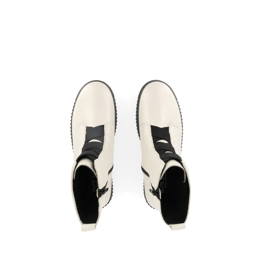 Break Run Every Step DATE - CREAM LEATHER
