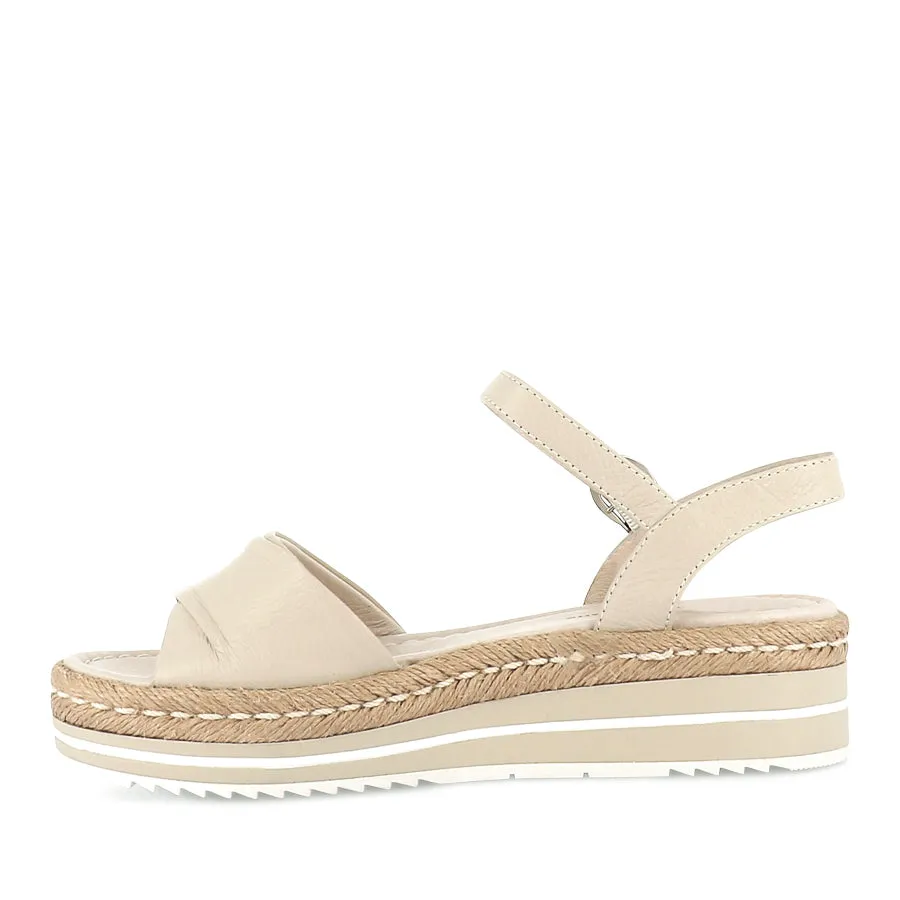 ALICIA - ALMOND LEATHER Calm Move
