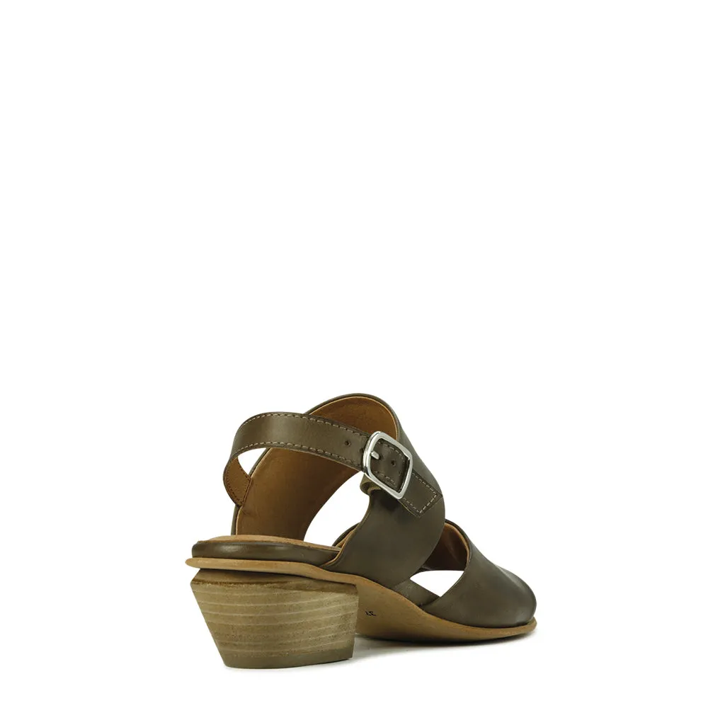 Study Glow Relaxed Shoes Paoli Leather Sandals