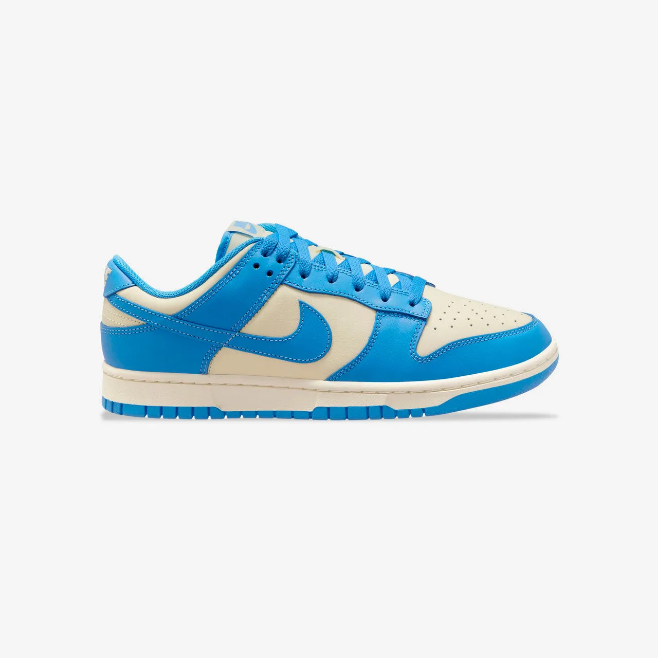 Dunk Low Retro left - foot
