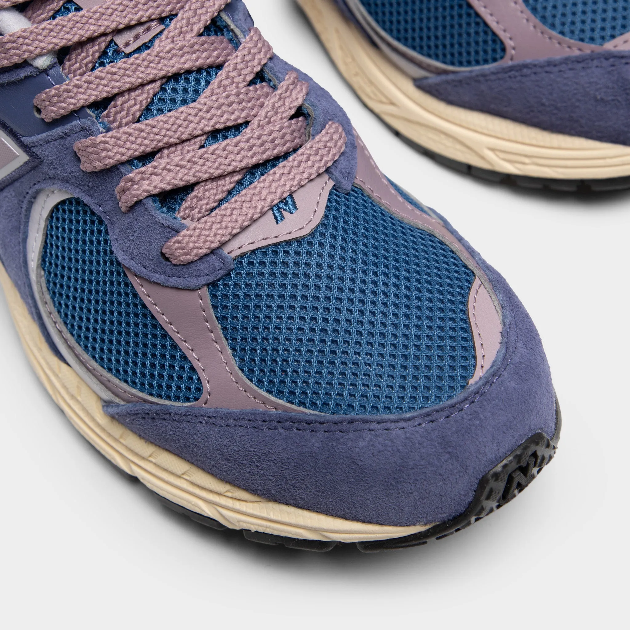 New Balance 2002R Dream State / Ice Wine Casual Appeal