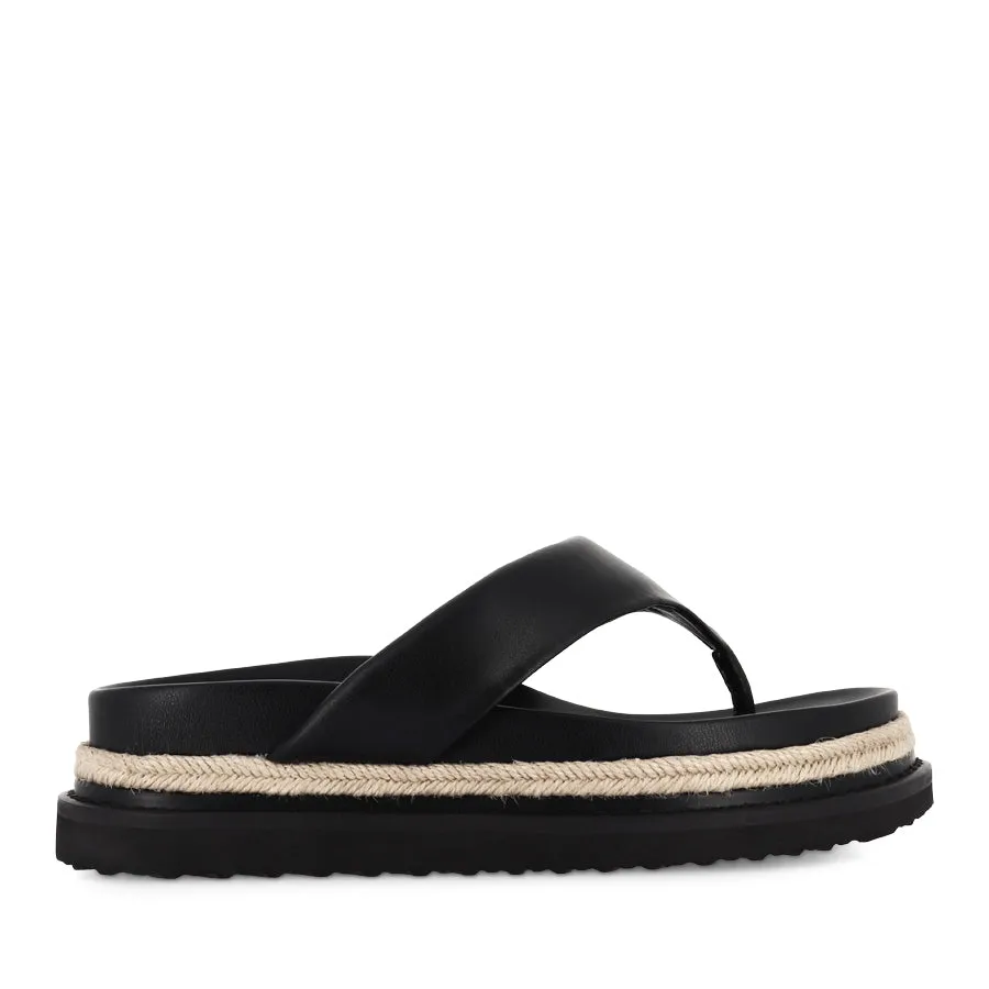 AMAYA - BLACK Slip-On Style