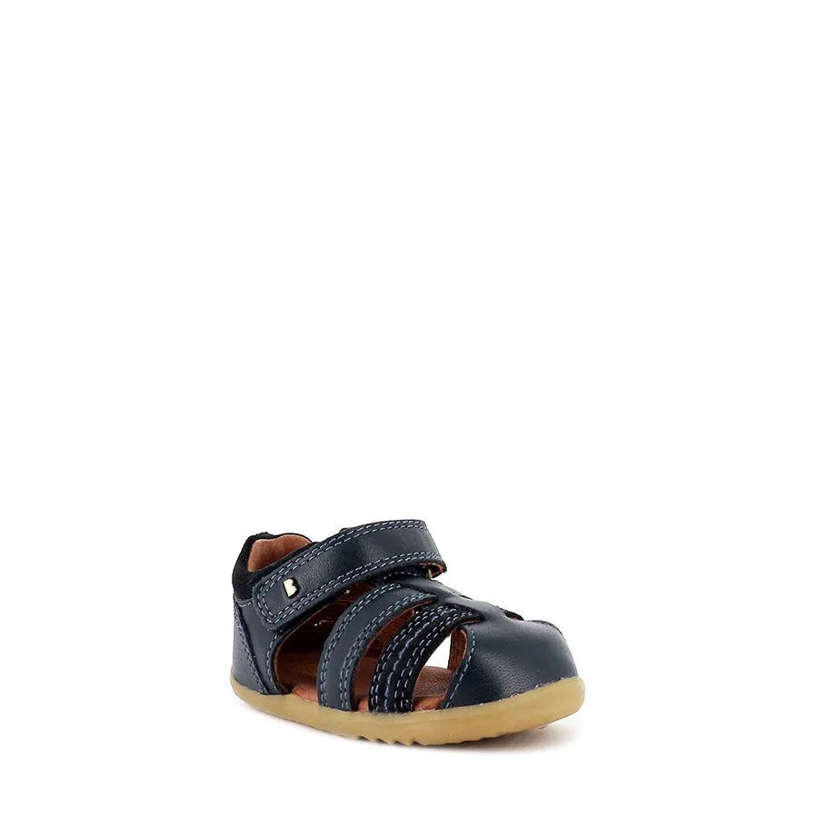 ROAM STEP UP - NAVY LEATHER All-Day Wear Buckle Closure