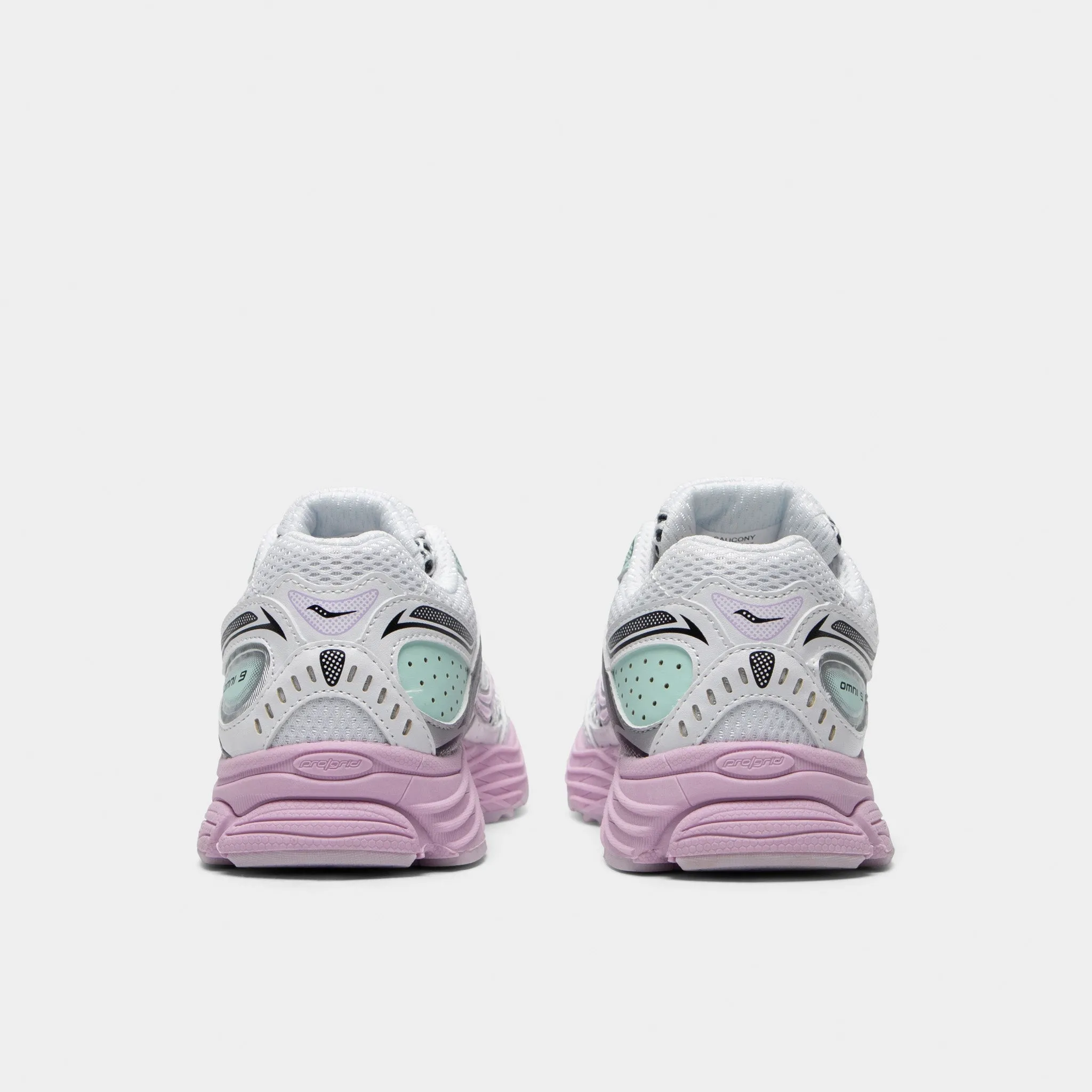 Ethically Sourced Materials Saucony Juniors' Omni 9 White / Lilac