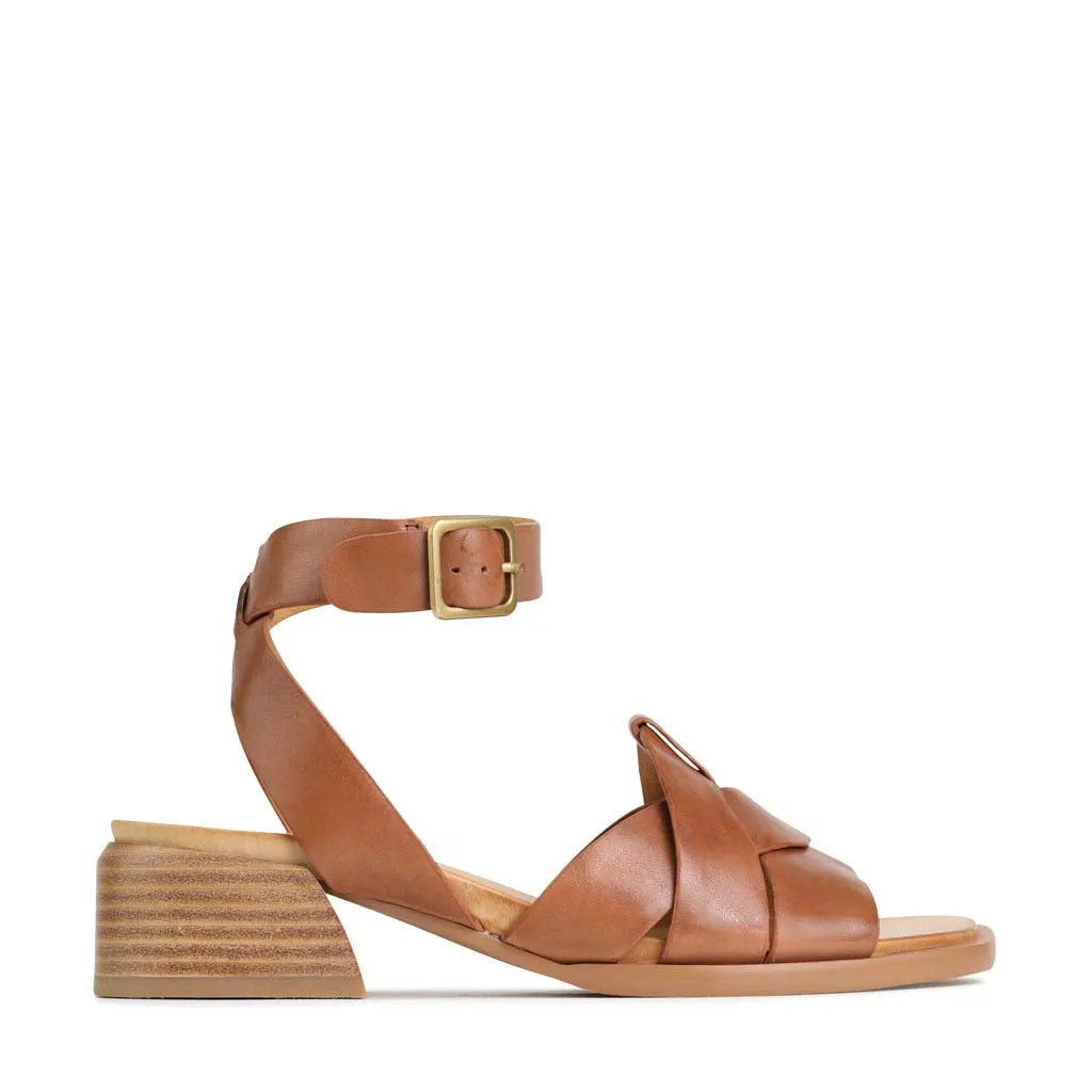 ELSA LEATHER HEEL SANDALS Tea Mood