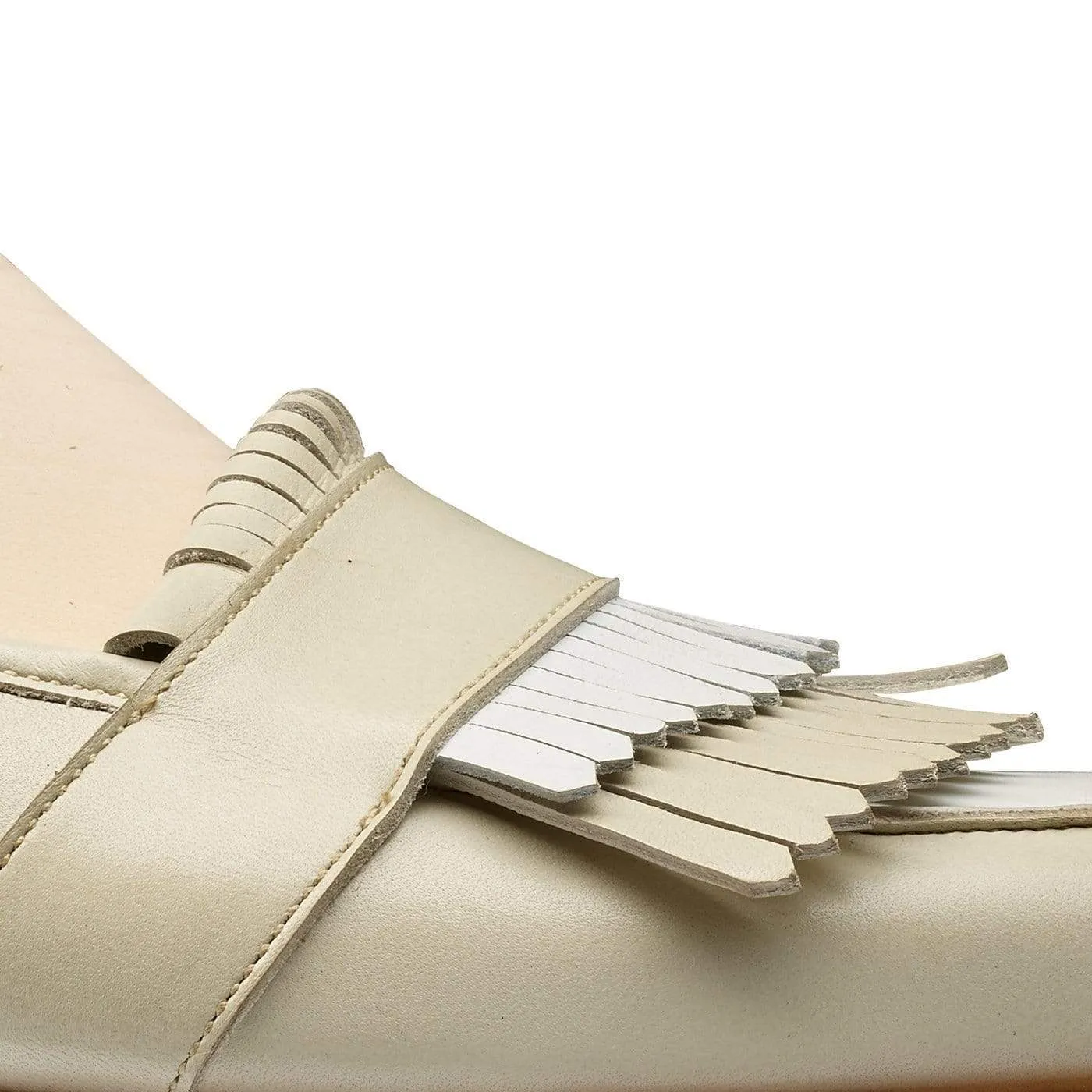 Emma Ivory & White Calf Stylish Movement