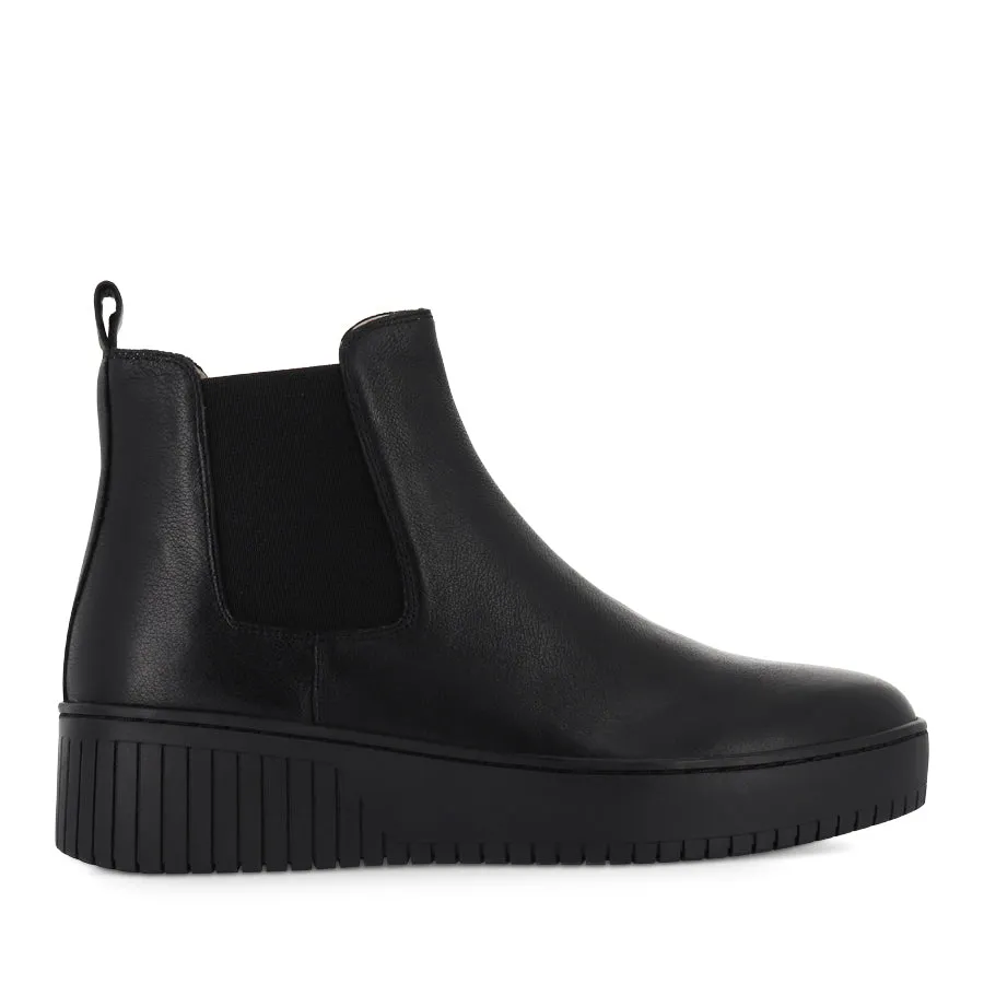 Light Steps KISSYE - BLACK LEATHER