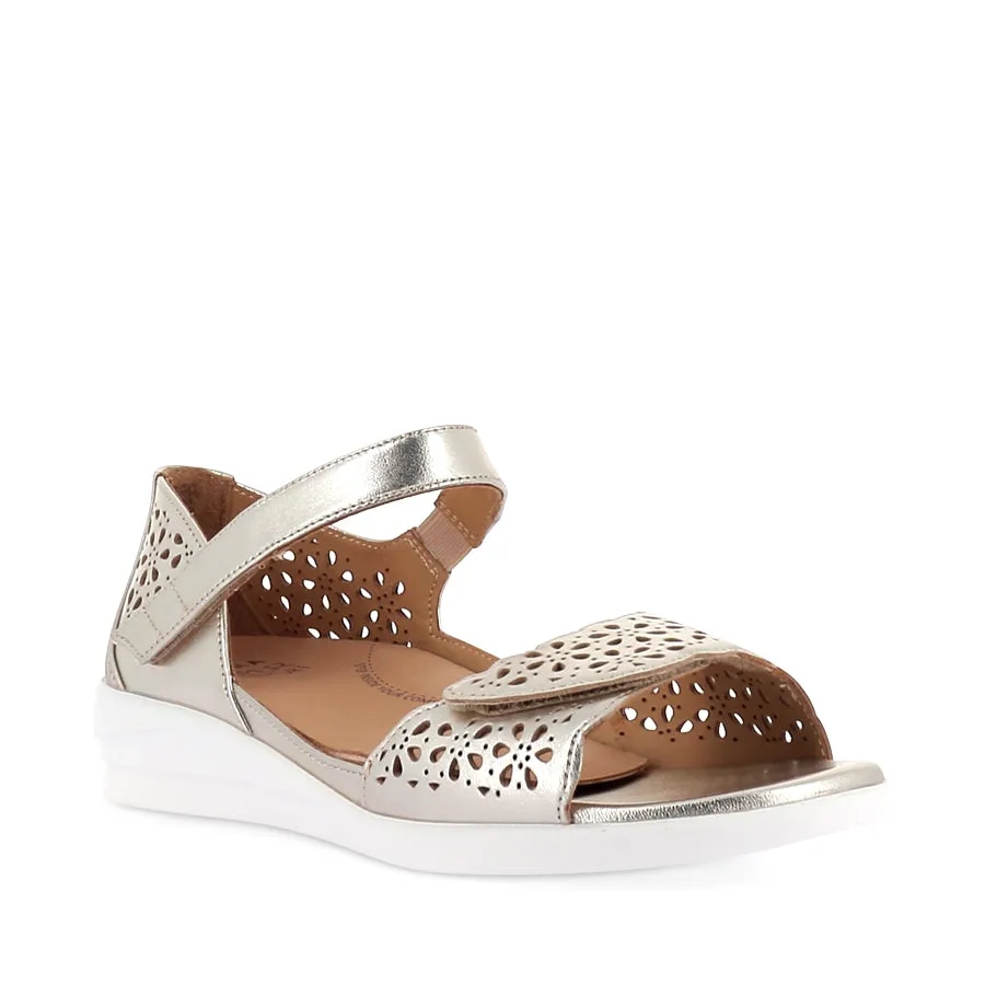 Flat Base Handmade DUSTY W - PALE GOLD LEATHER