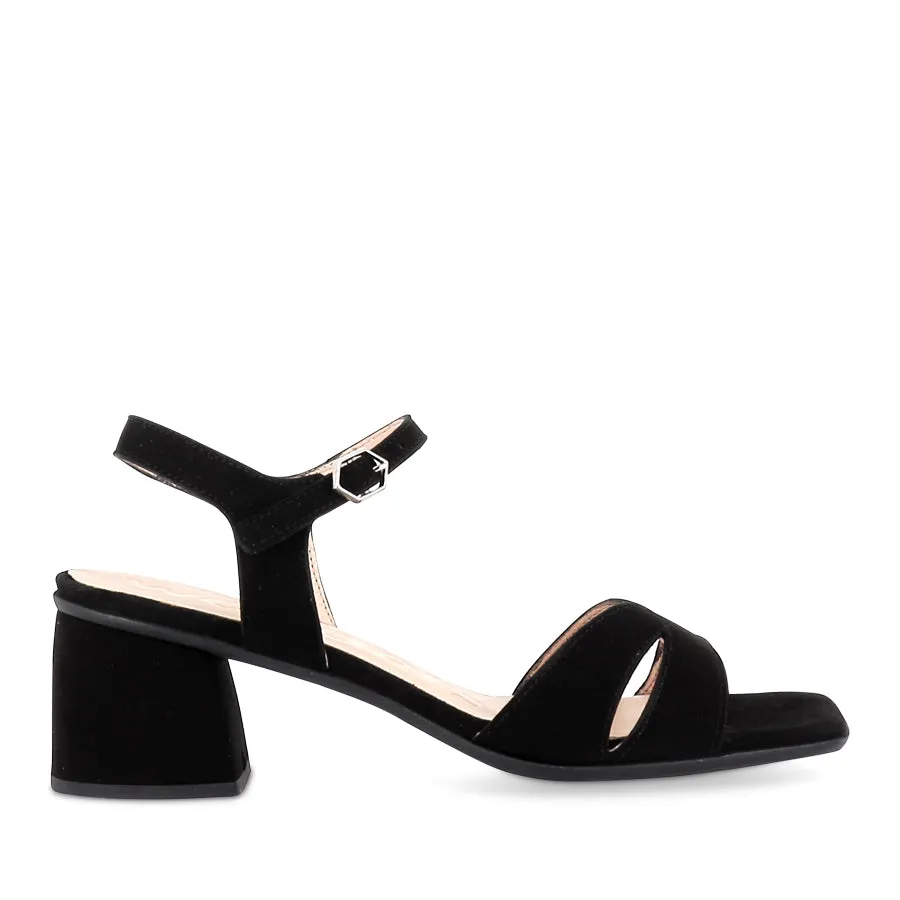 Resort Glow Everyday Look HARRI H-5605 - BLACK LEATHER