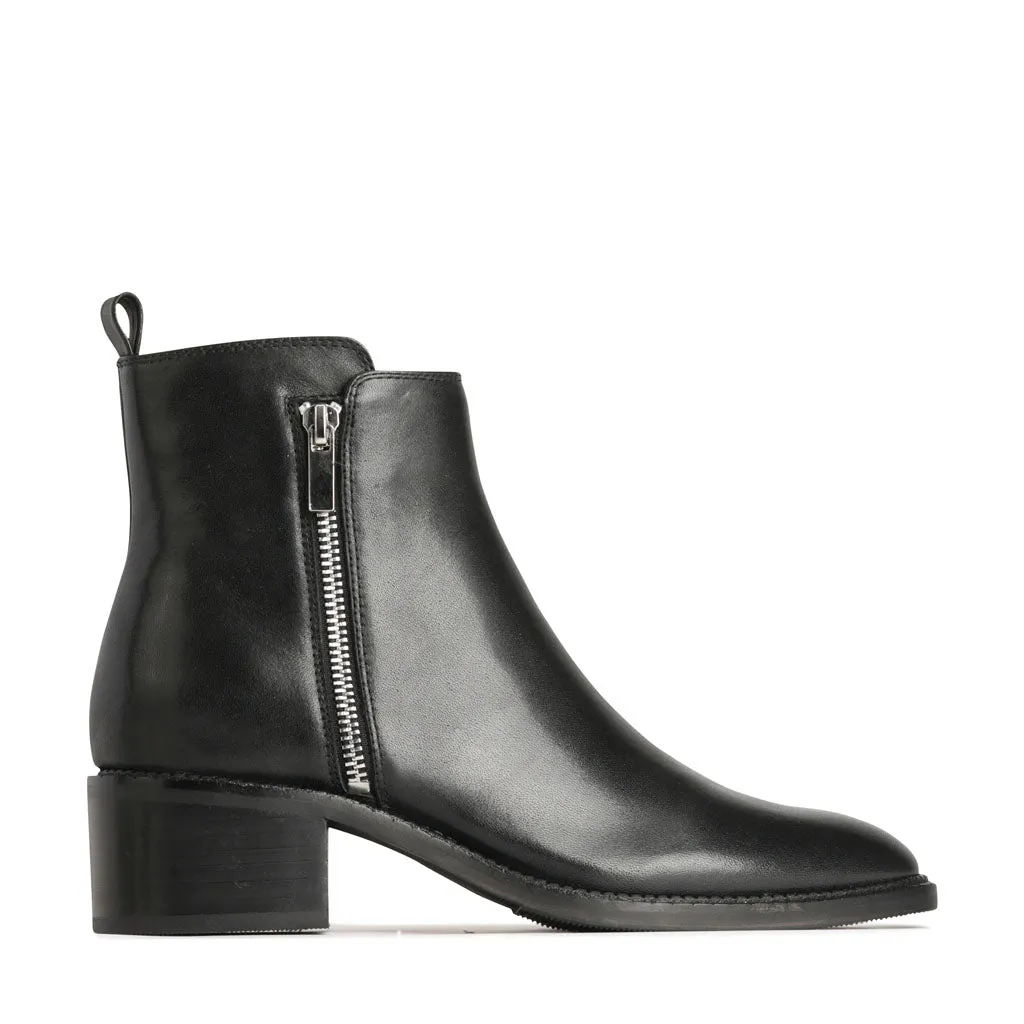 KENAI Sleek Comfort Flexible Material