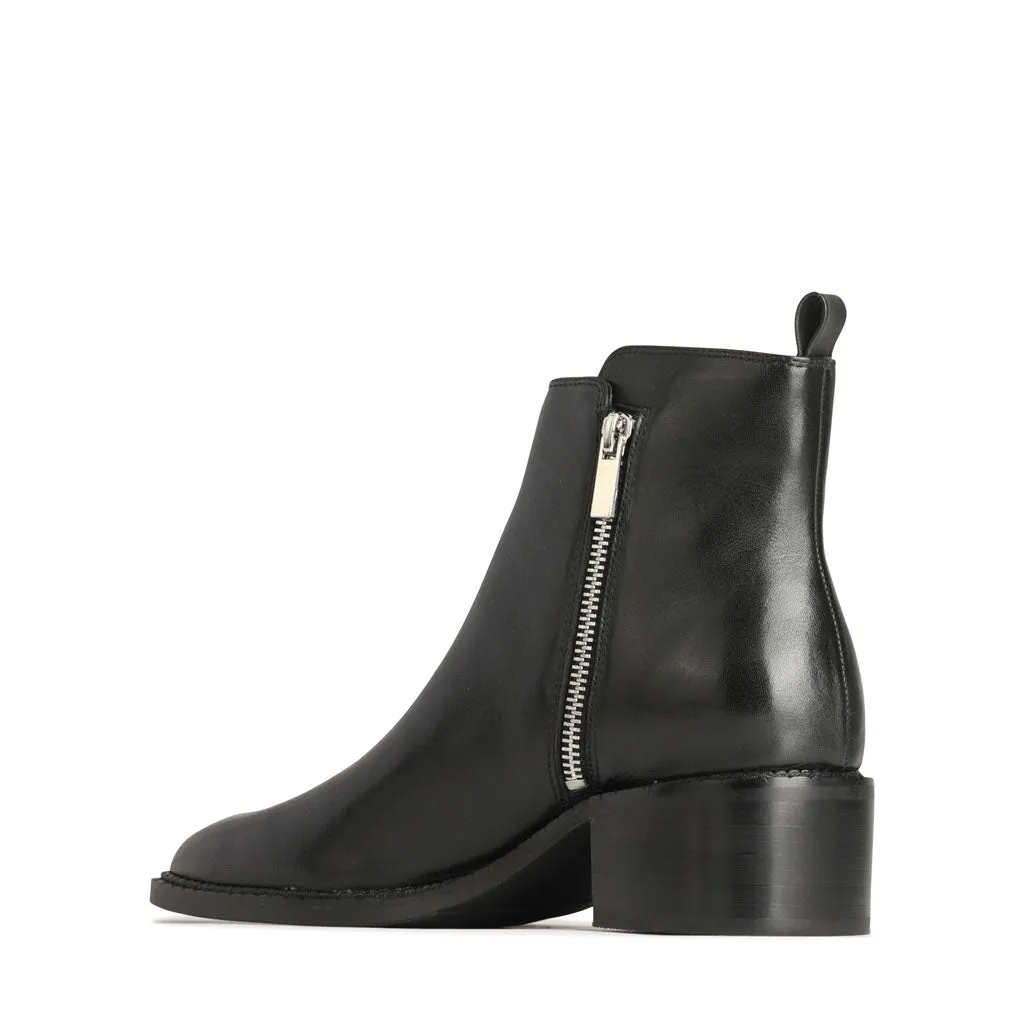 KENAI Cloud Comfort Footwear