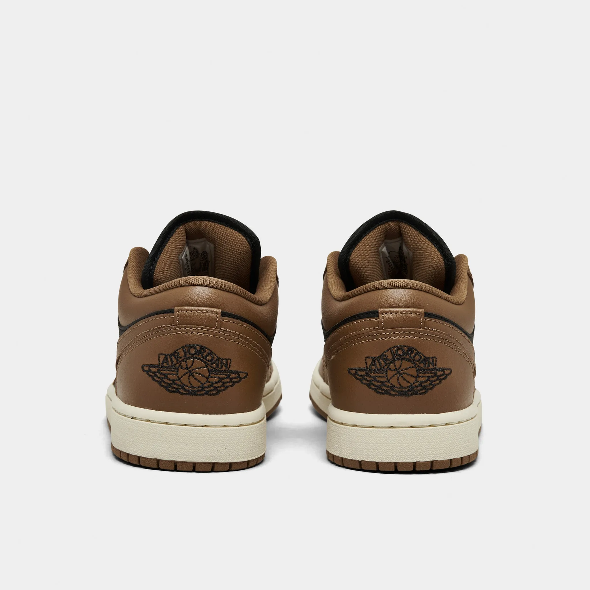 Zero Break In Anatomical Toe Box Jordan Women's 1 Low OffNoir / Archaeo Brown - Sail