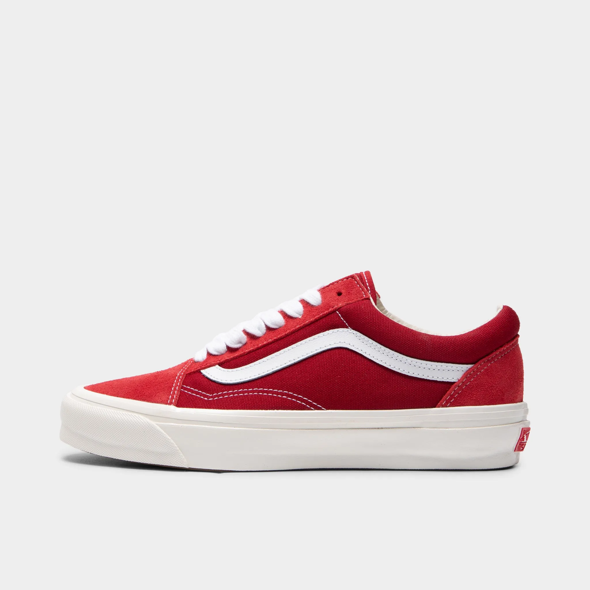 Fitted Traction All-weather breathability Vans LX Old Skool Suede Red / Red