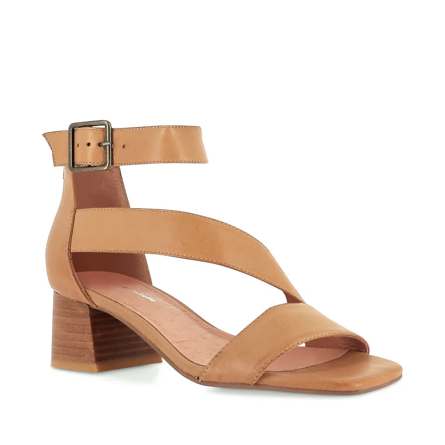 FILA - DARK TAN LEATHER Versatile Sole