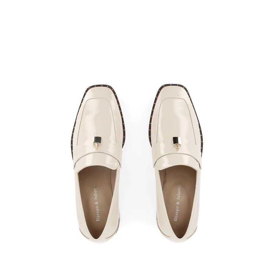 FILLIPIA - VANILLA PATENT LEATHER Weekend Outing