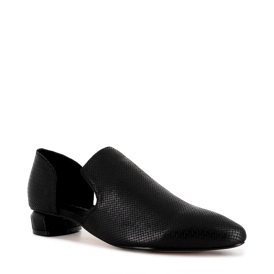 FIRAS - BLACK CUT LEATHER Versatile Comfort