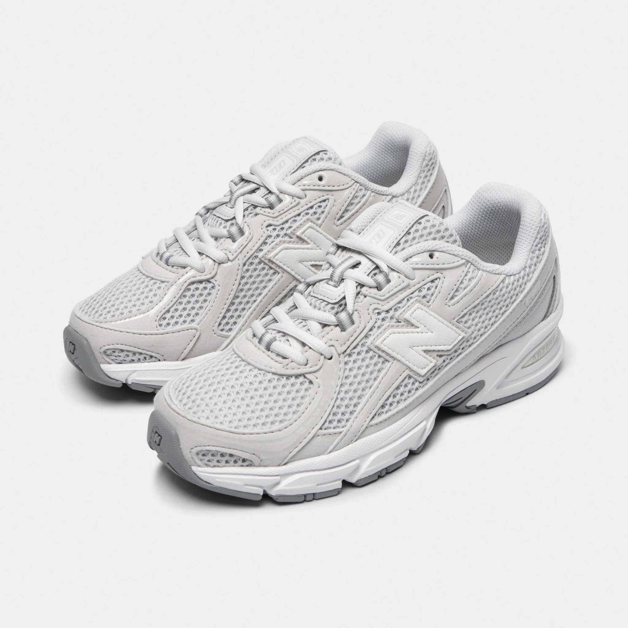 Slip On Padded Fit New Balance Juniors' 740 Grey Matter / White