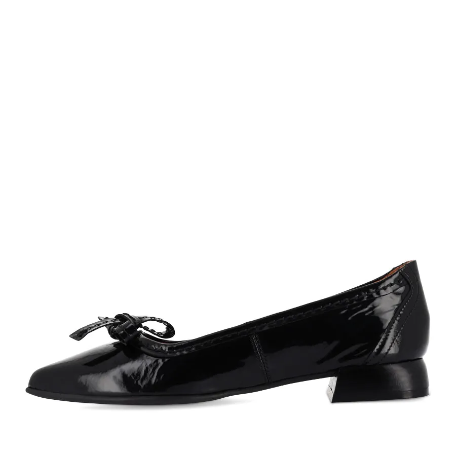 True Steps Easy Sprint TIANA - BLACK PATENT LEATHER
