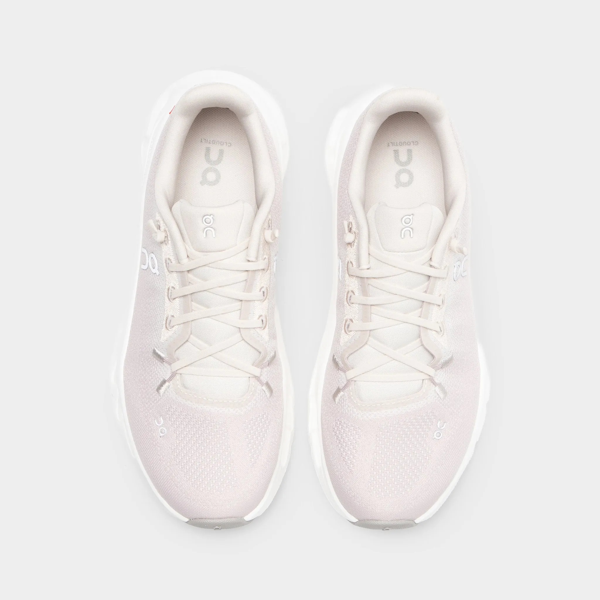 On Women's Cloudtilt Pearl / Fade Smooth transition