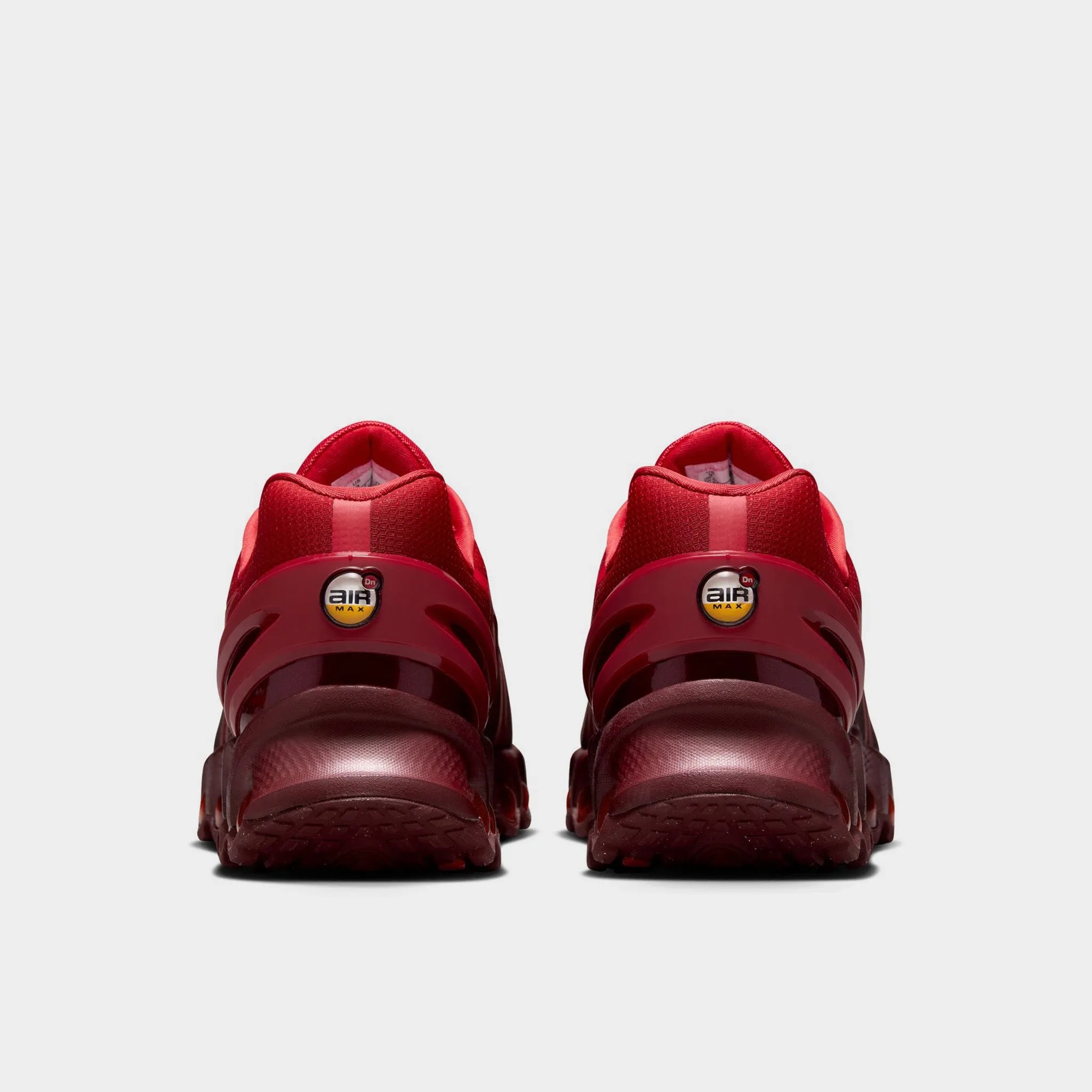 Nike Women's Air Max DN8 University Red / University Red - Tough Red Aerodynamic Form