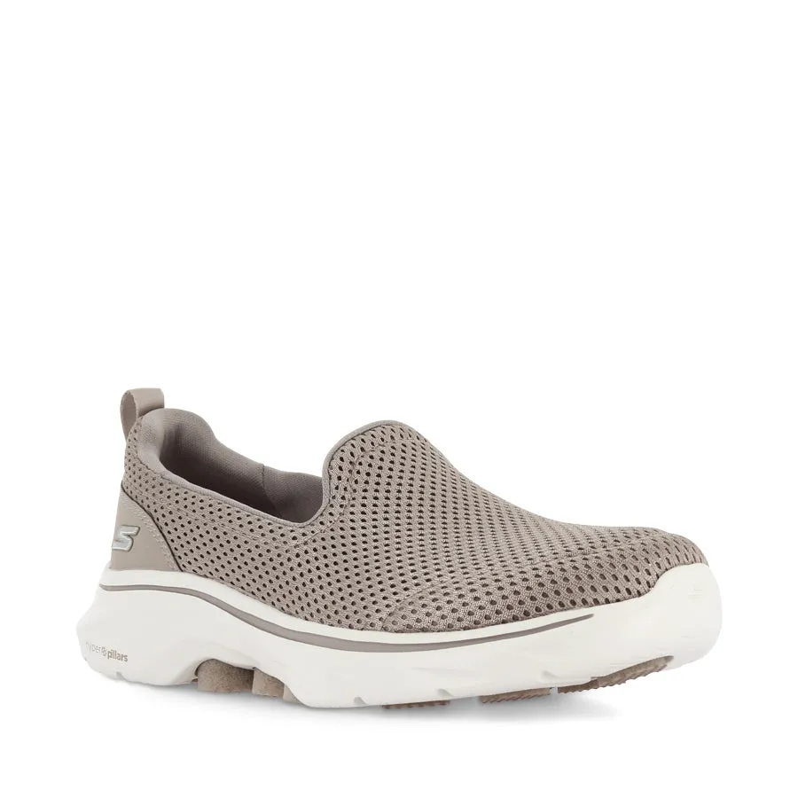 GO WALK 7 (L) - TAUPE Weekend Chill
