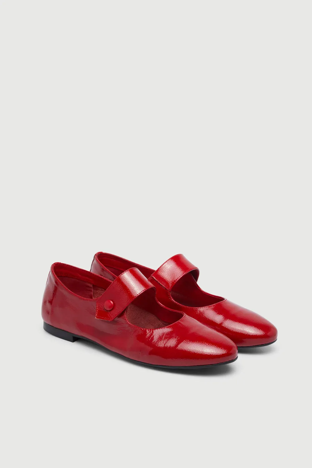 multiple pockets Greta Mary Janes in Red Patent Leather