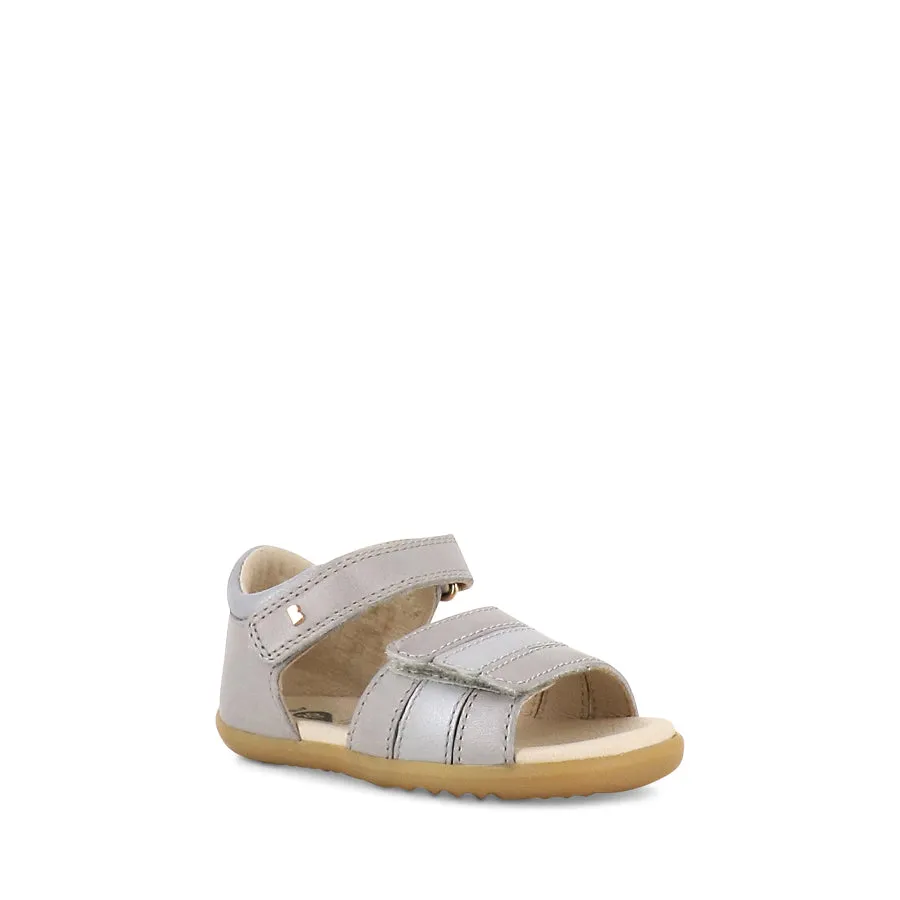 HAMPTON STEP UP - SILVER PEARL/SILVER LEATHER Toe Post Casual Footwear