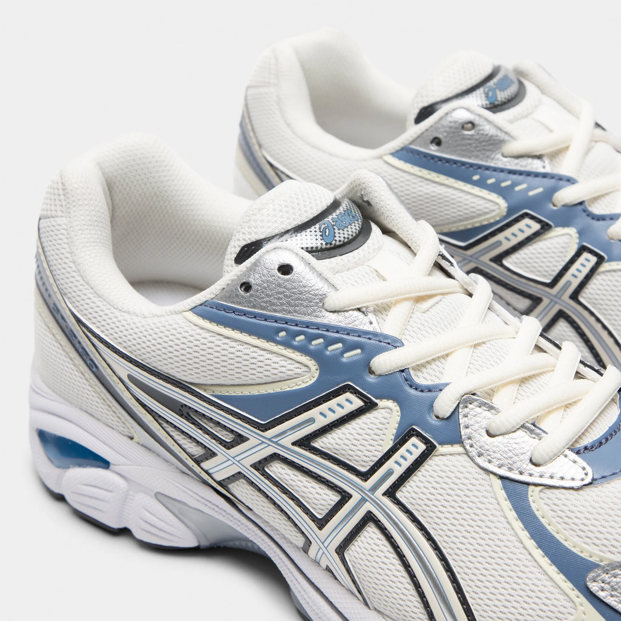 Extended Heel Support ASICS  GT-2160 Cream / Denim Blue