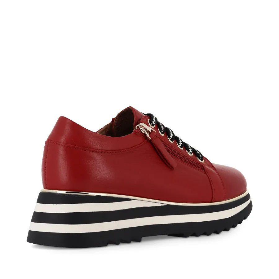 HOSTING - ROSSO LEATHER Luxurious breathability