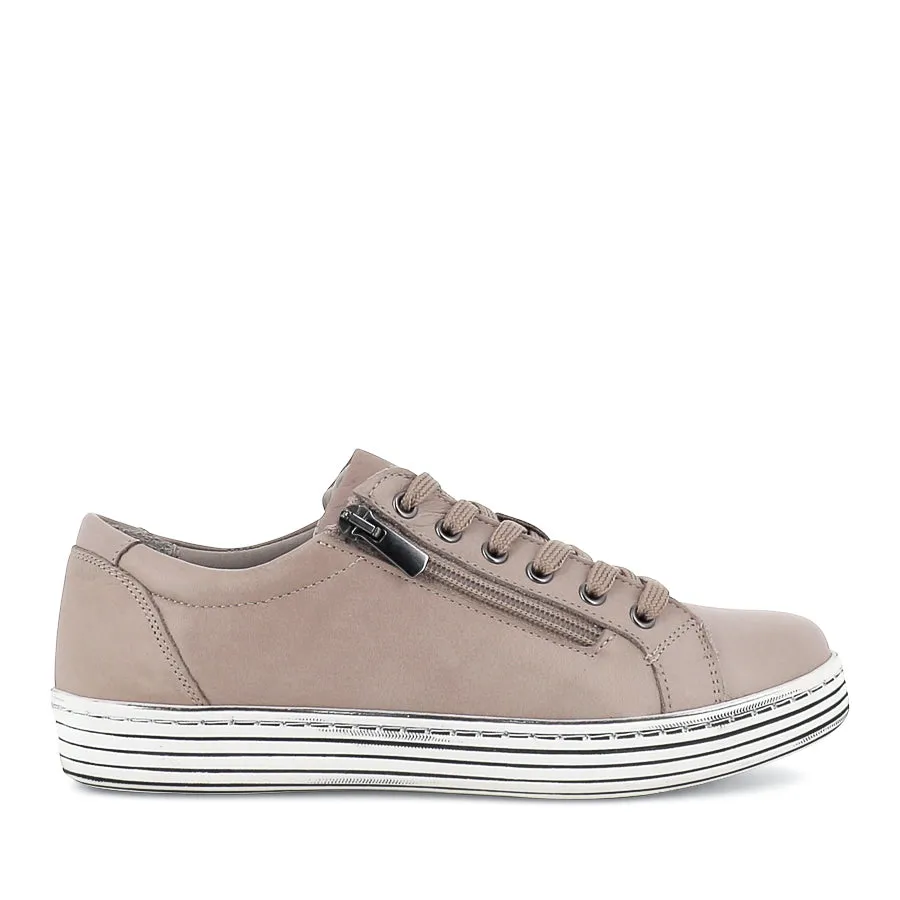 UNITY - DARK STONE LEATHER Elevated durability Lace Up System