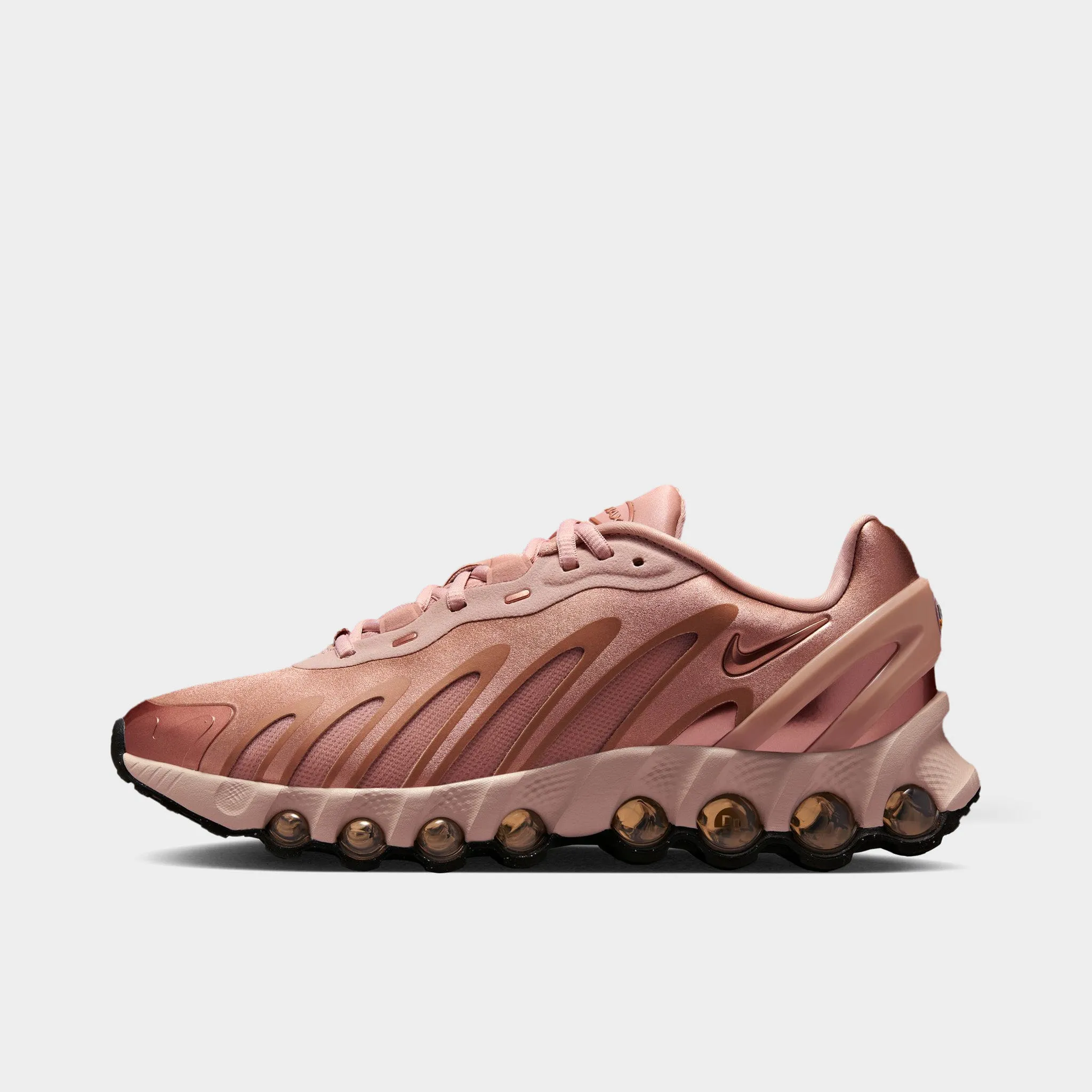 Dynamic silhouette Nike Women's Air Max Dn8 Metallic Red Bronze / Black - Particle Beige