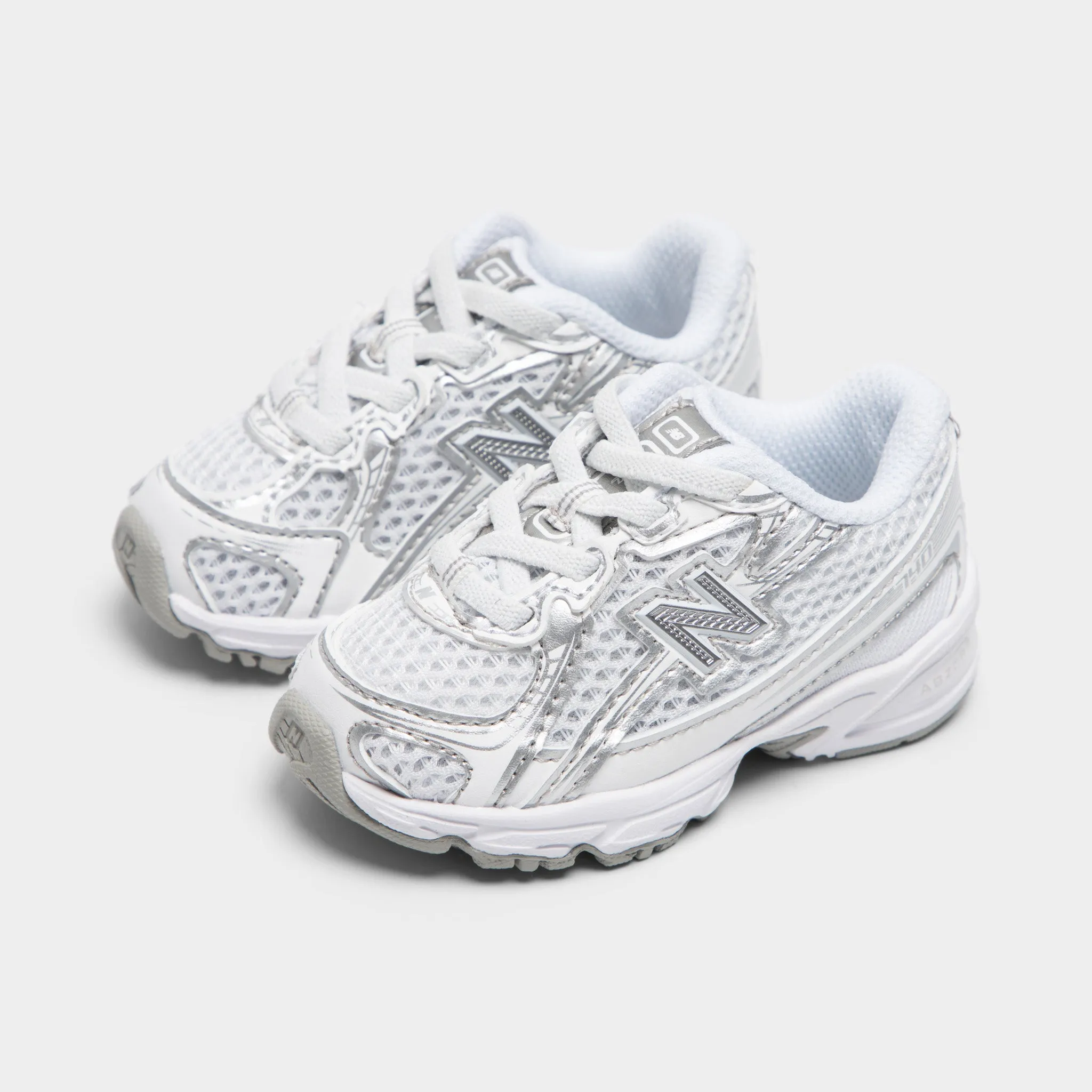 Adaptive Lace Tension New Balance Infants' 740 White / Silver Metallic