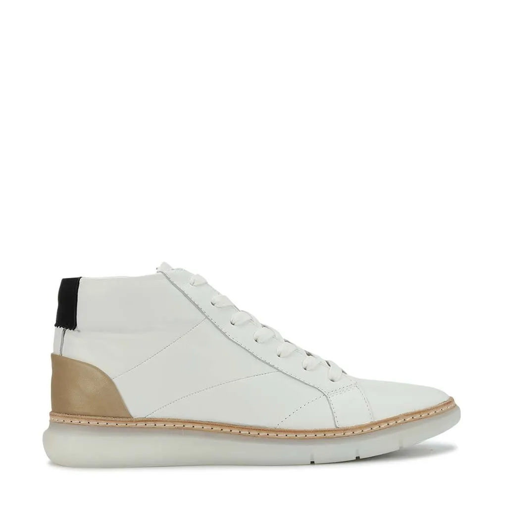 ICONIC Lace Comfort