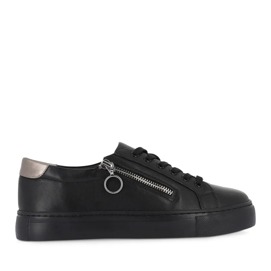 PAMELA XF - BLACK PEWTER LEATHER Smooth Toe Odor Resistant Fabric