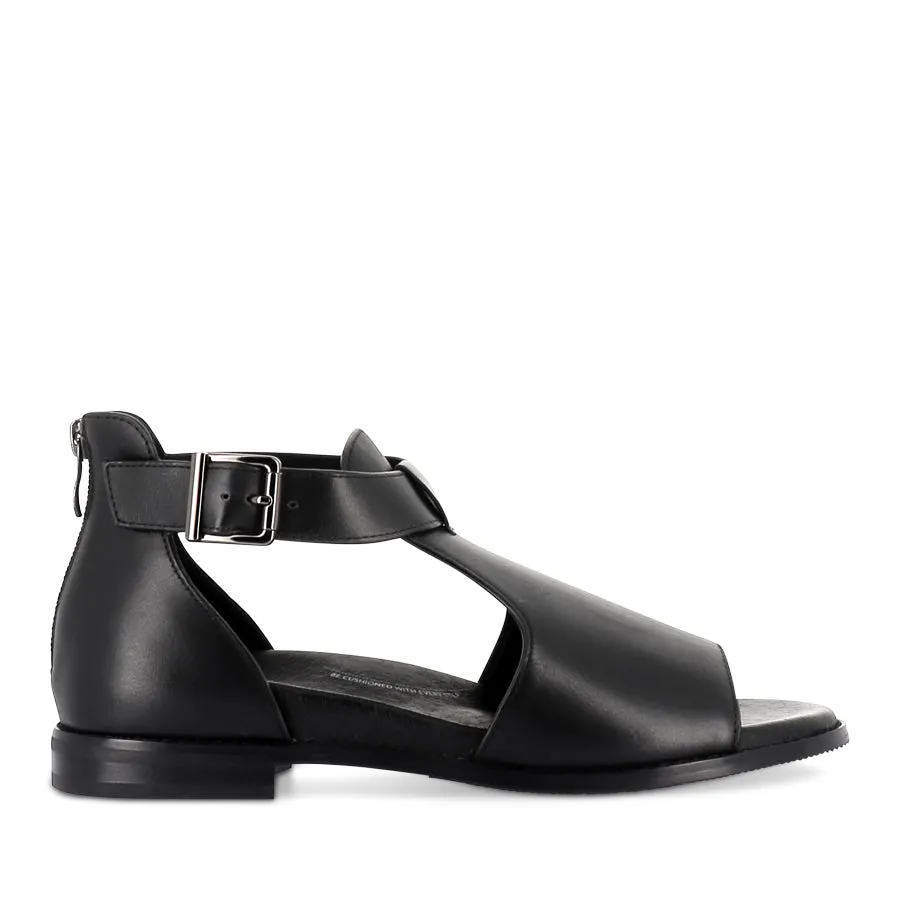 JESKIE W - BLACK LEATHER Poolside Look Trendy Casual Footwear