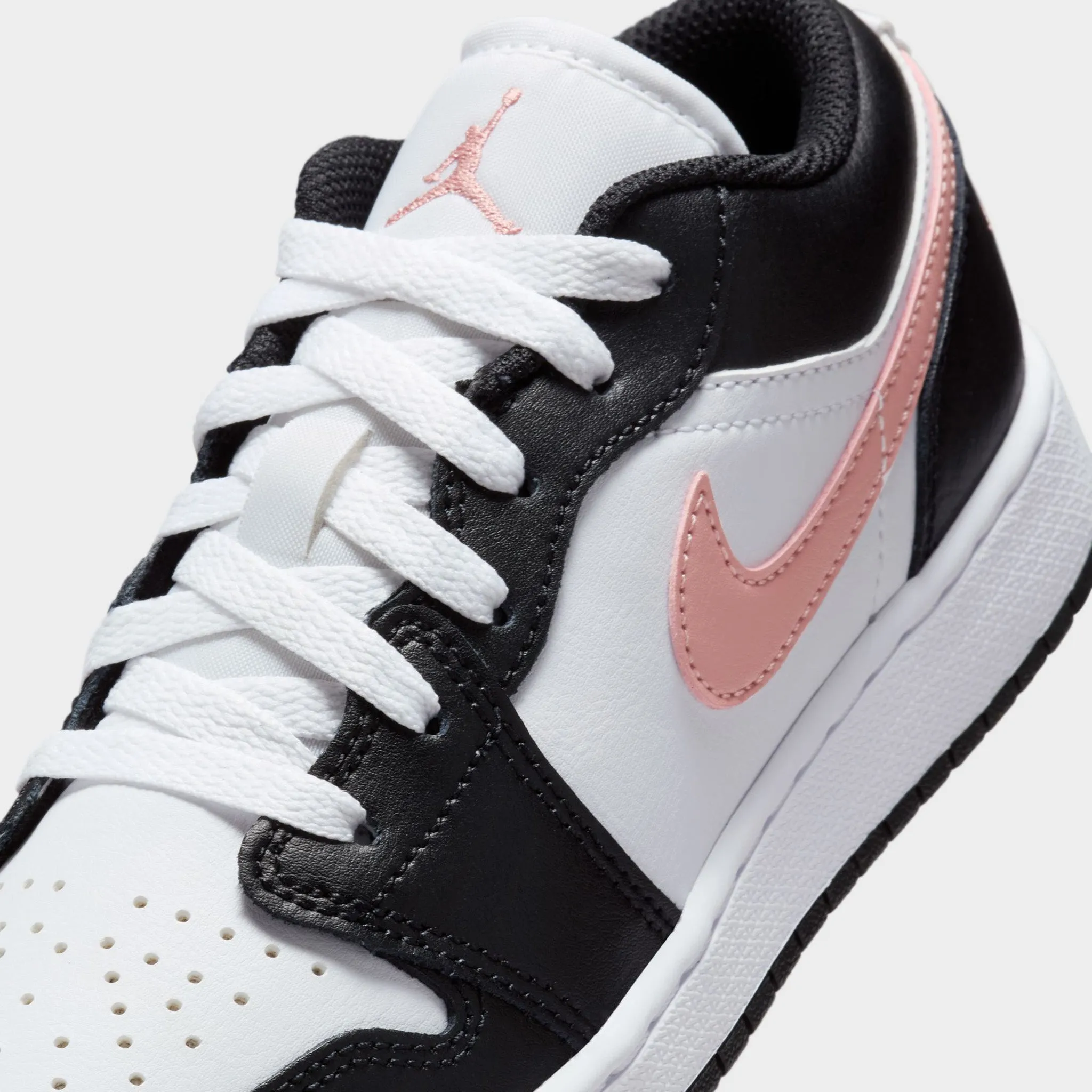 Modern Relax Fit Jordan 1 Low GS White / Rust Pink - Black