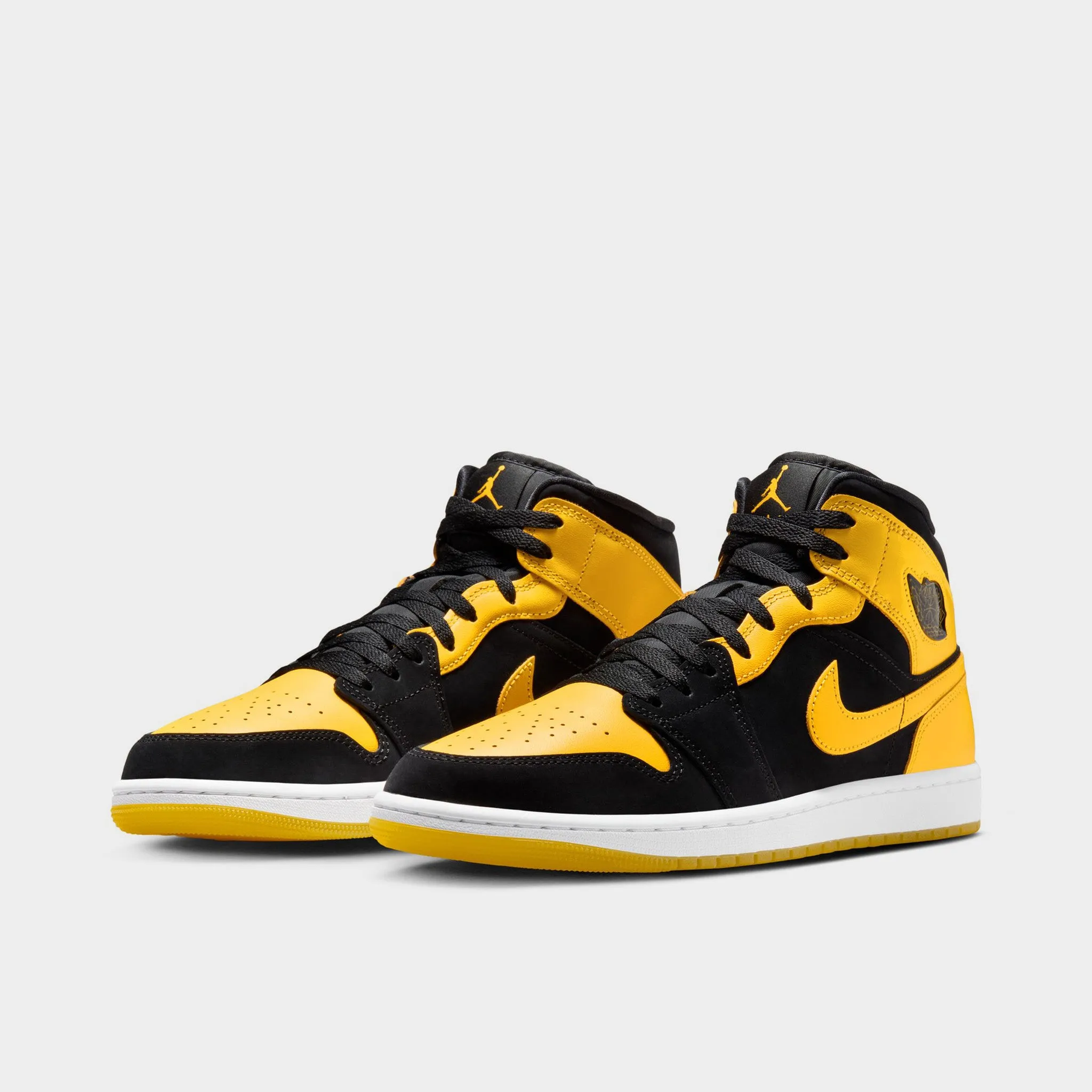 Variable Lace Tension Design Multi Court Play Jordan 1 Mid Black / Varsity Maize - White