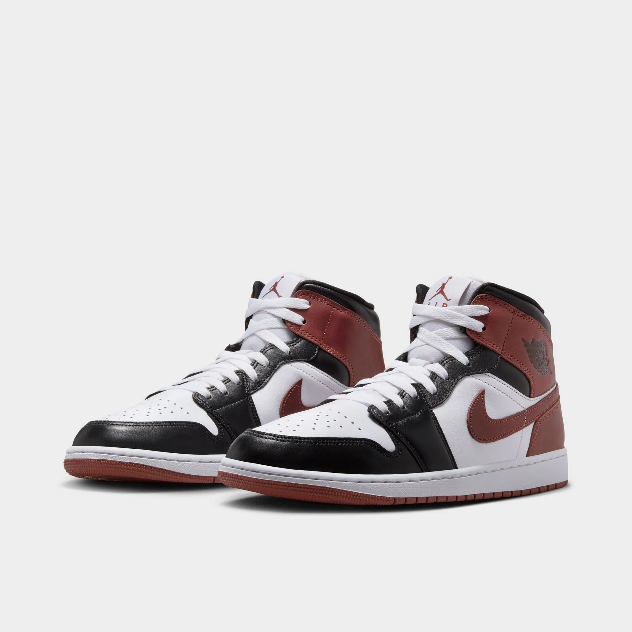 Comfortable Performance Moisture wicking Jordan 1 Mid SE White / Dark Pony - Black