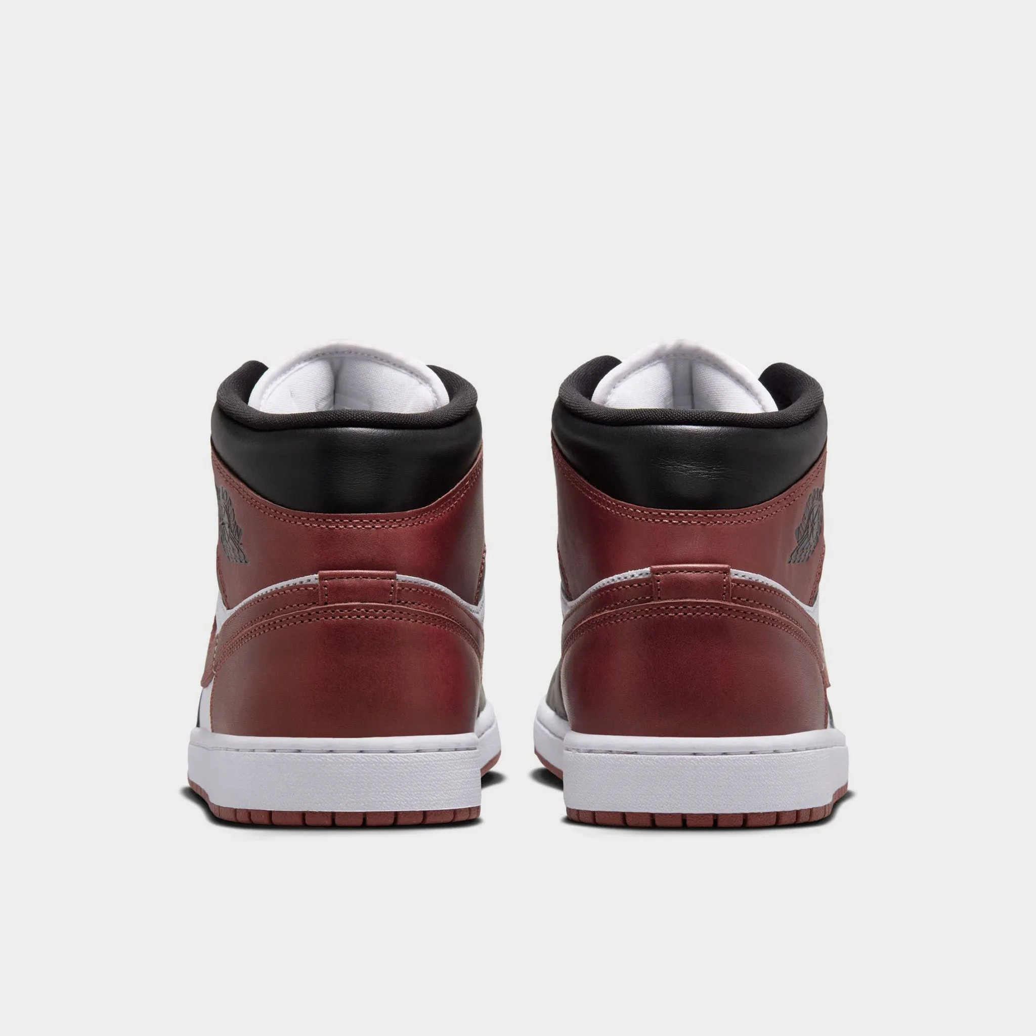 Jordan 1 Mid SE White / Dark Pony - Black Agility Shoes