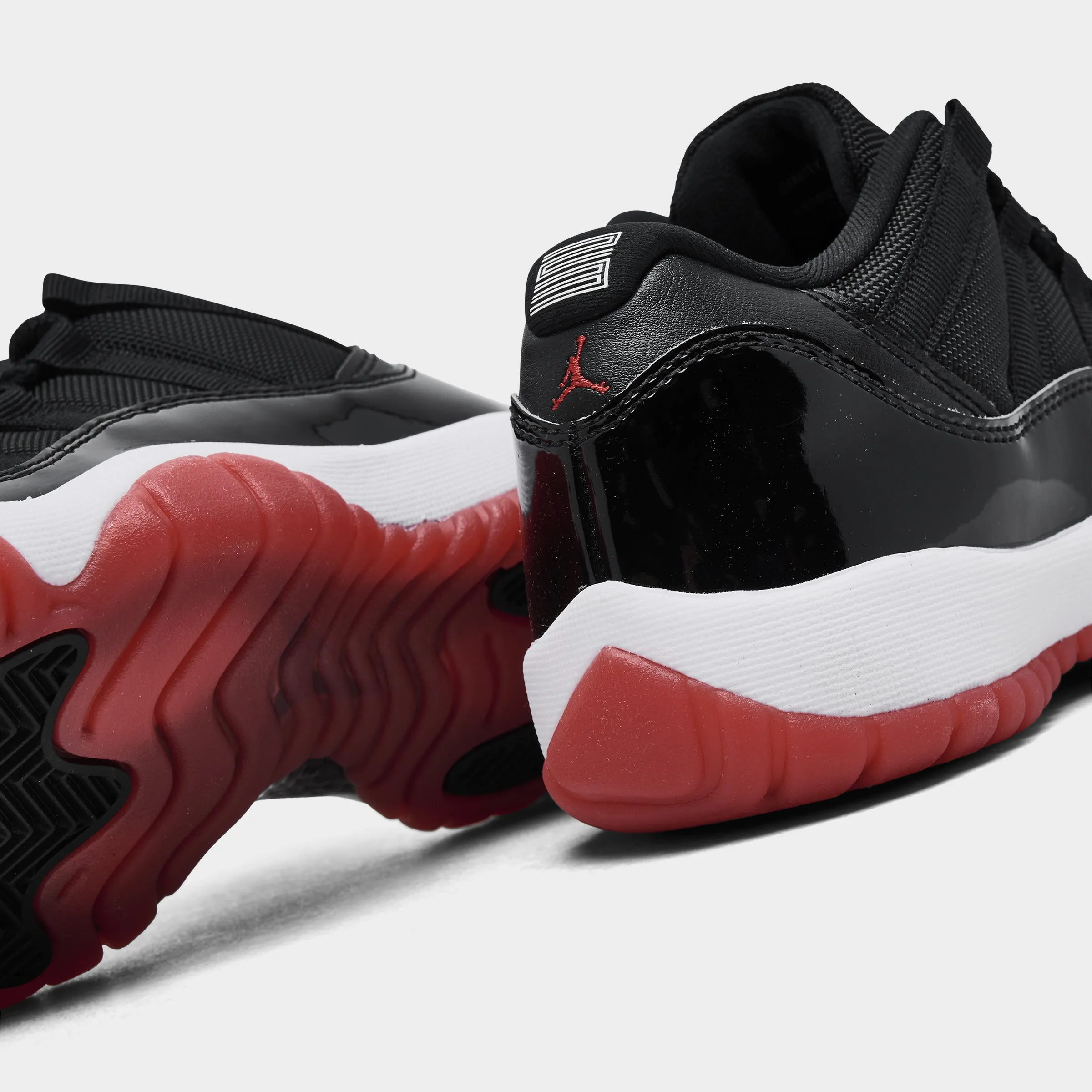 Jordan 11 Retro Low GS Black / Varsity Red - White Easy Motion