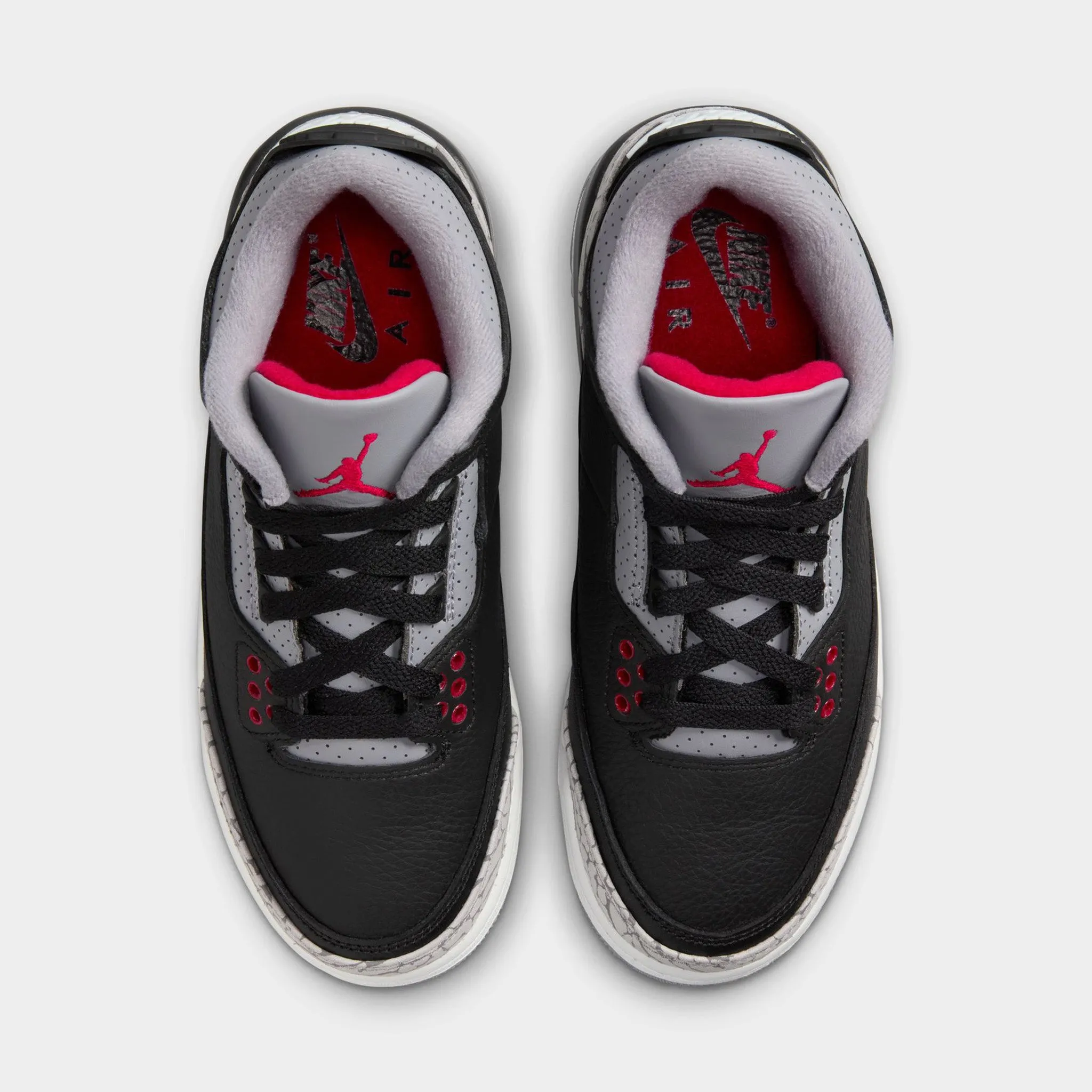 Jordan 3 Retro GS Black / Fire Red - Cement Grey Sneakers Cushioning