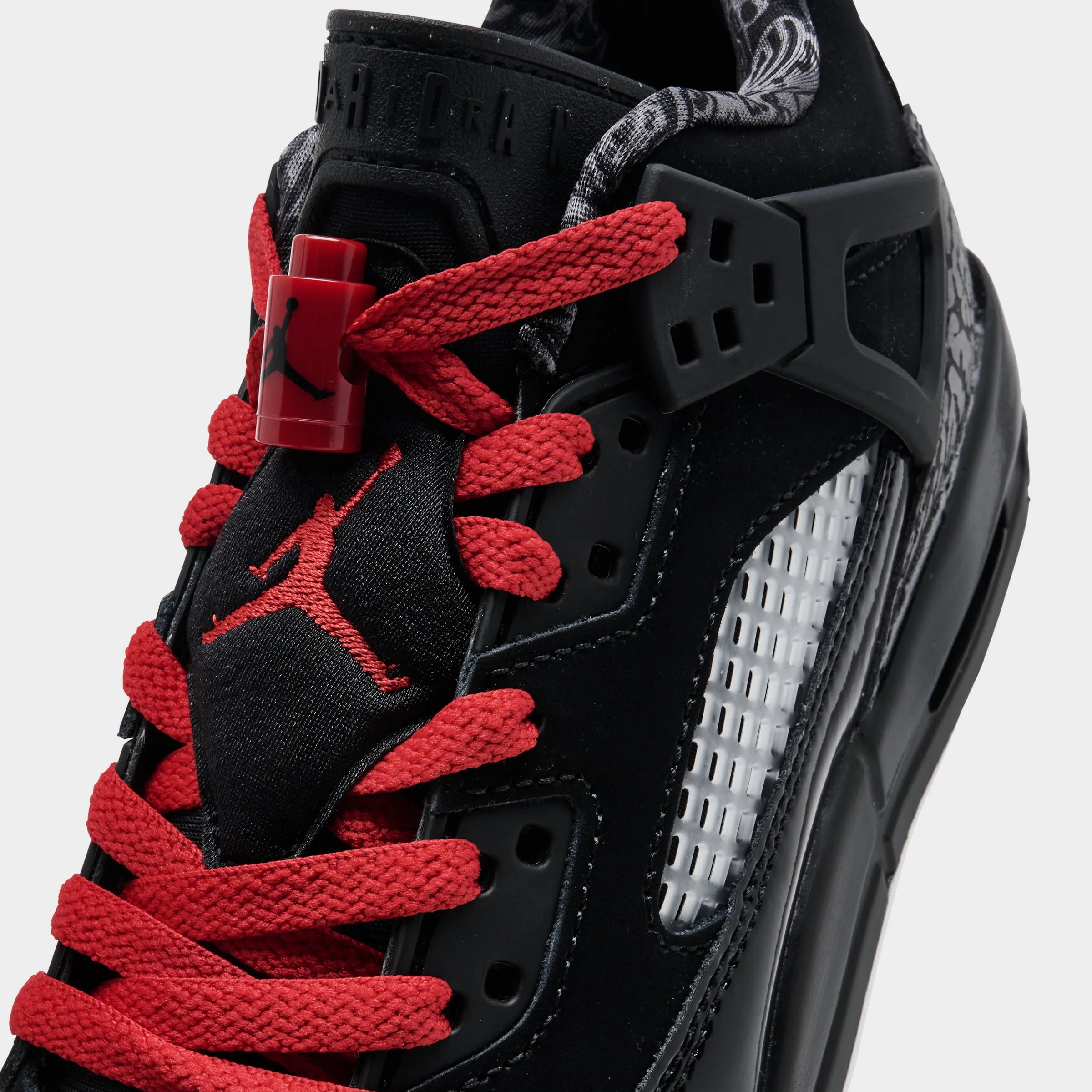 Jordan Spizike Low GS Black / Varsity Red - Classic Green Foam Base Versatile Look