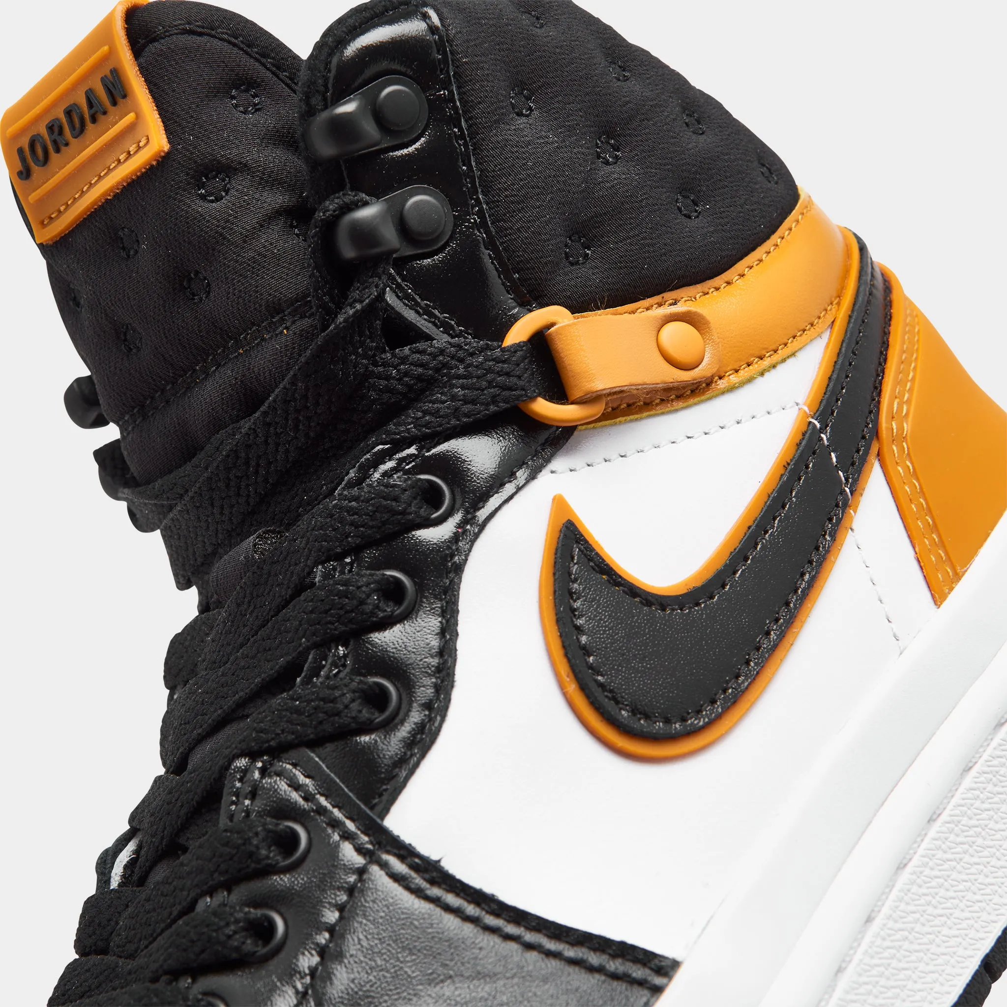 Endurance Support Tech Jordan Women's 1 Acclimate Chutney / Black - White