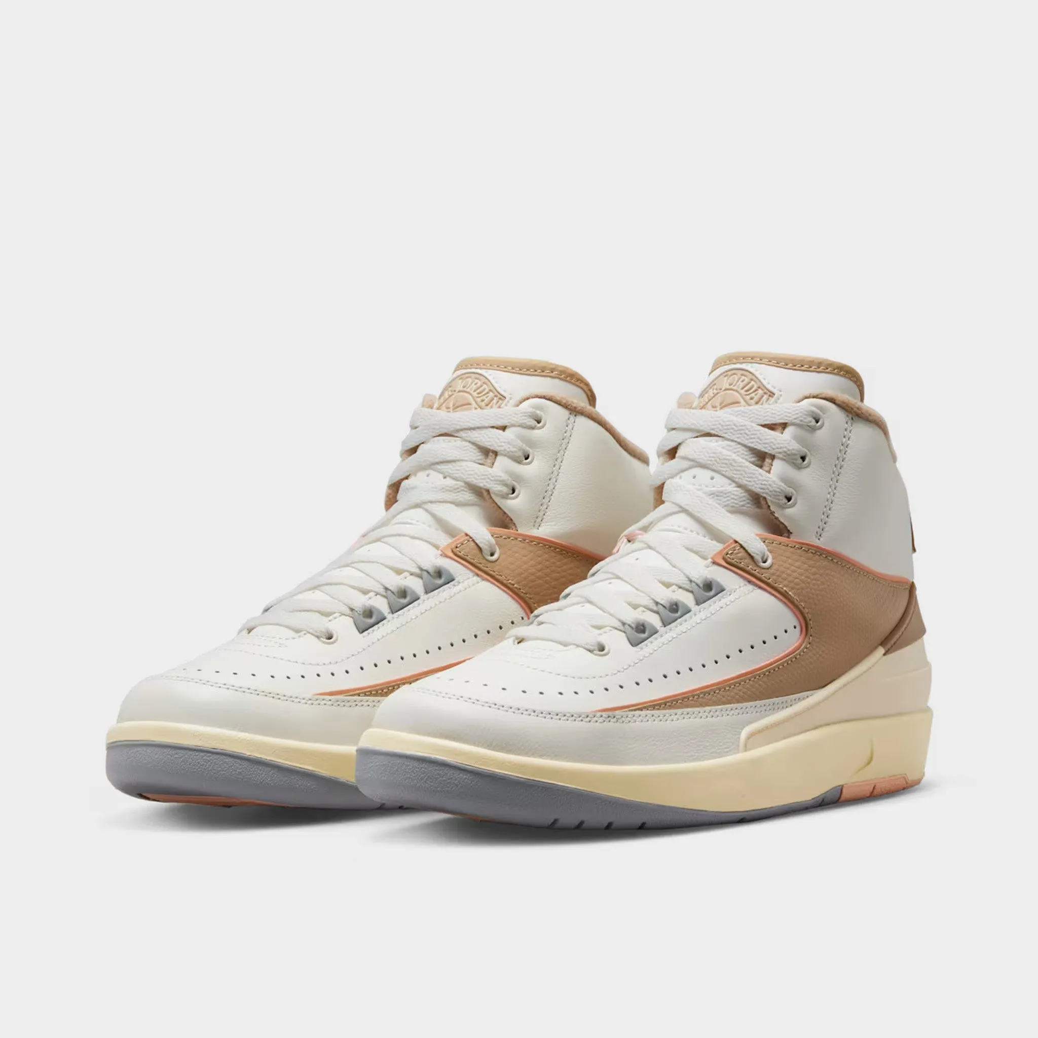 Jordan Women's 2 Retro Sail / Desert - Sunset Haze Cycling Comfort