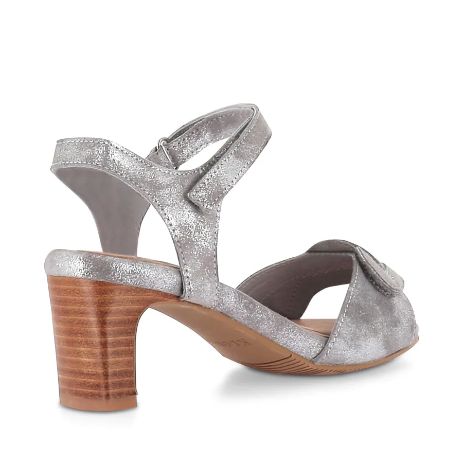 JOSETTE - DUSTY GREY LEATHER Dock Style