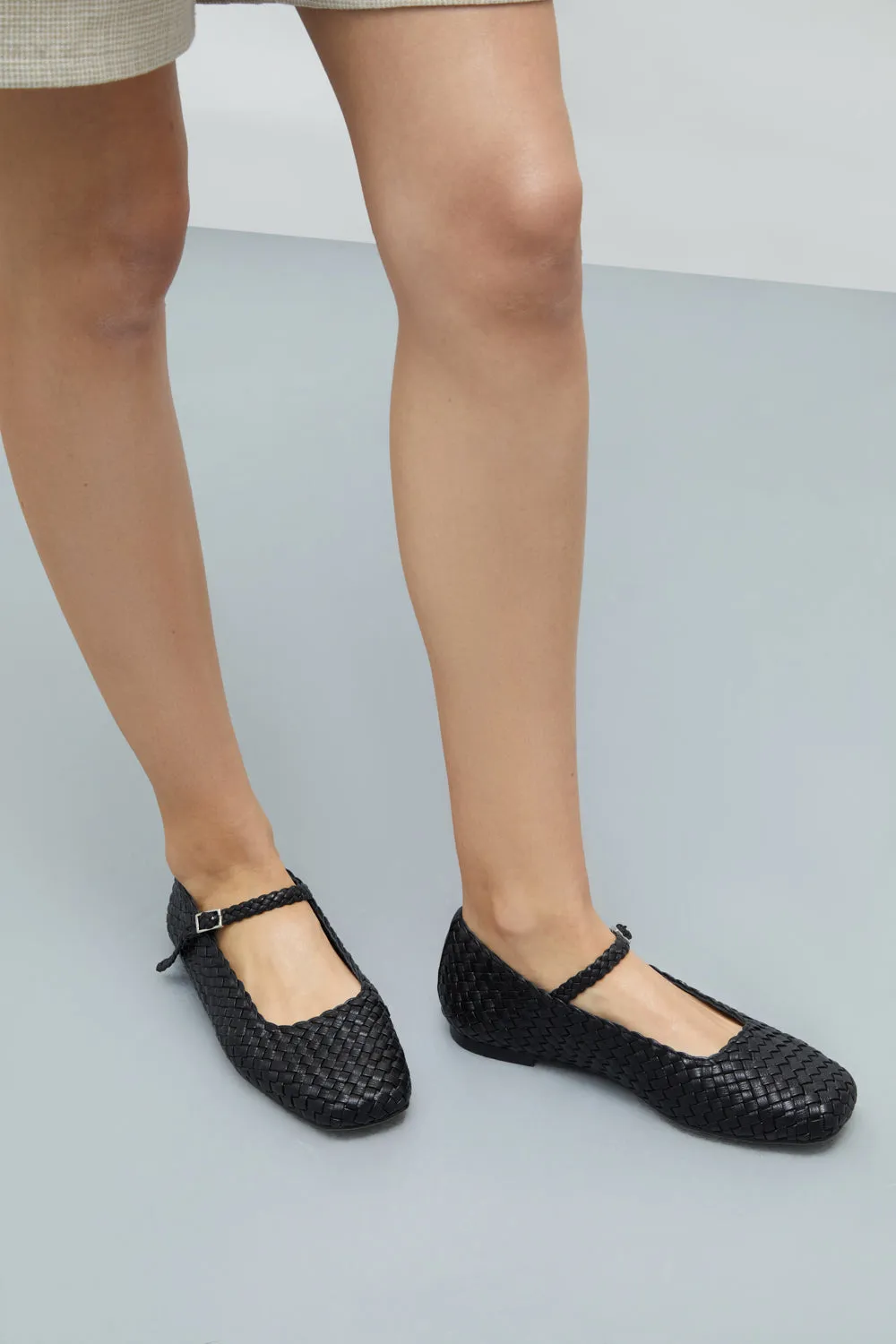 Moisture   Wicking Highquality Julieta Mary Janes in Black Braided Leather