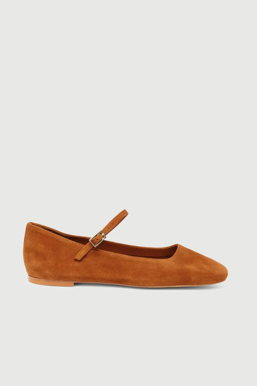 Wrinkle   resistant Flexible structure Julieta Mary Janes in Caramel Suede